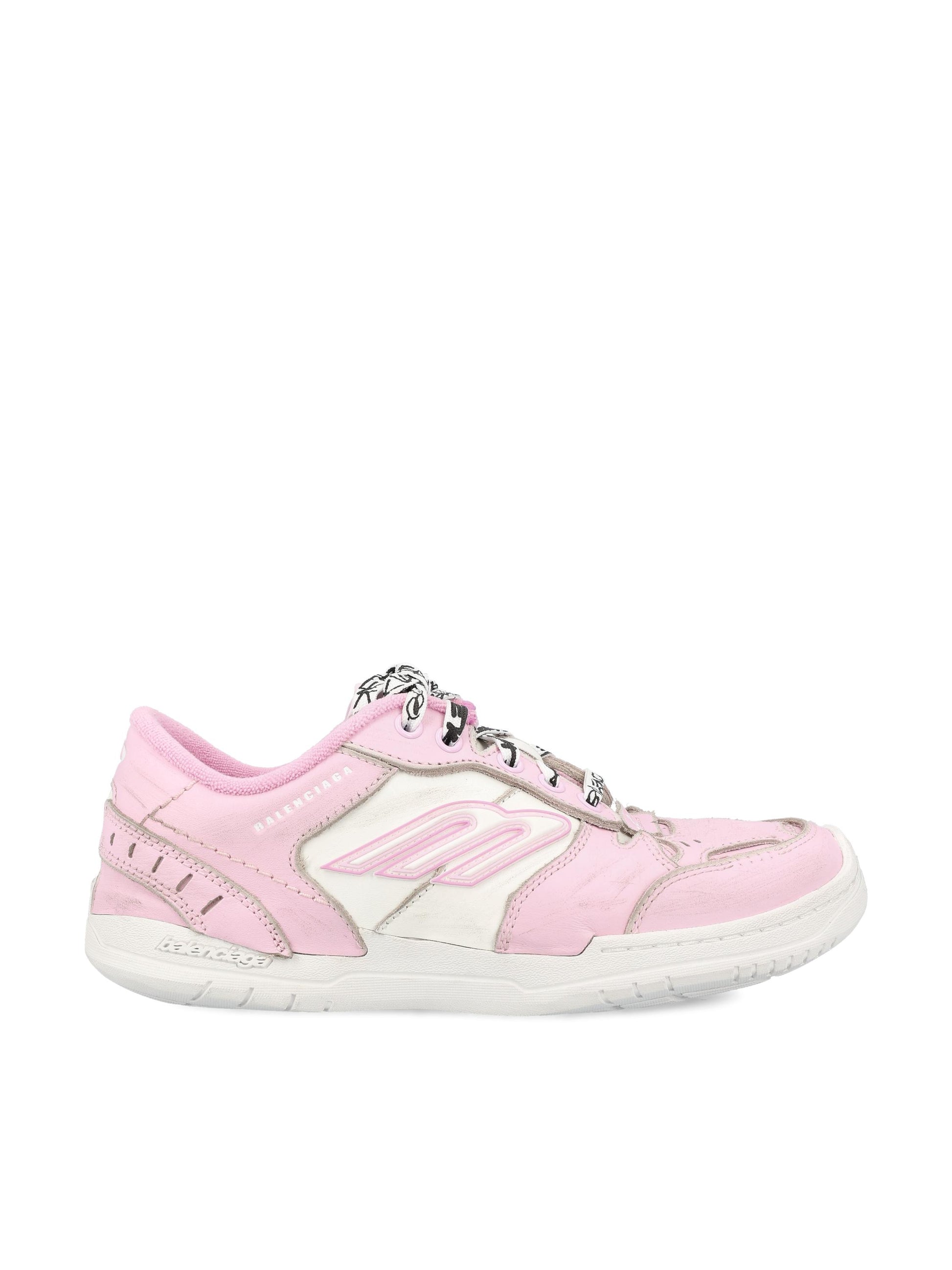 Sneakers realizzate in pelle. 841763 WCURS5090 BALENCIAGA 