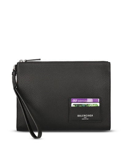 Pouch realizzata in pelle. 846884 2ABVZ1000 BALENCIAGA 