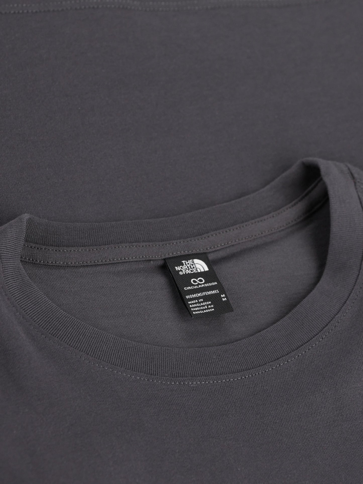 T-Shirt realizzata in cotone. NF0A8GR1 RHI1 THE NORTH FACE 