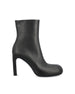 Stivali realizzati in pelle. 844897 WBDH51081 BALENCIAGA 