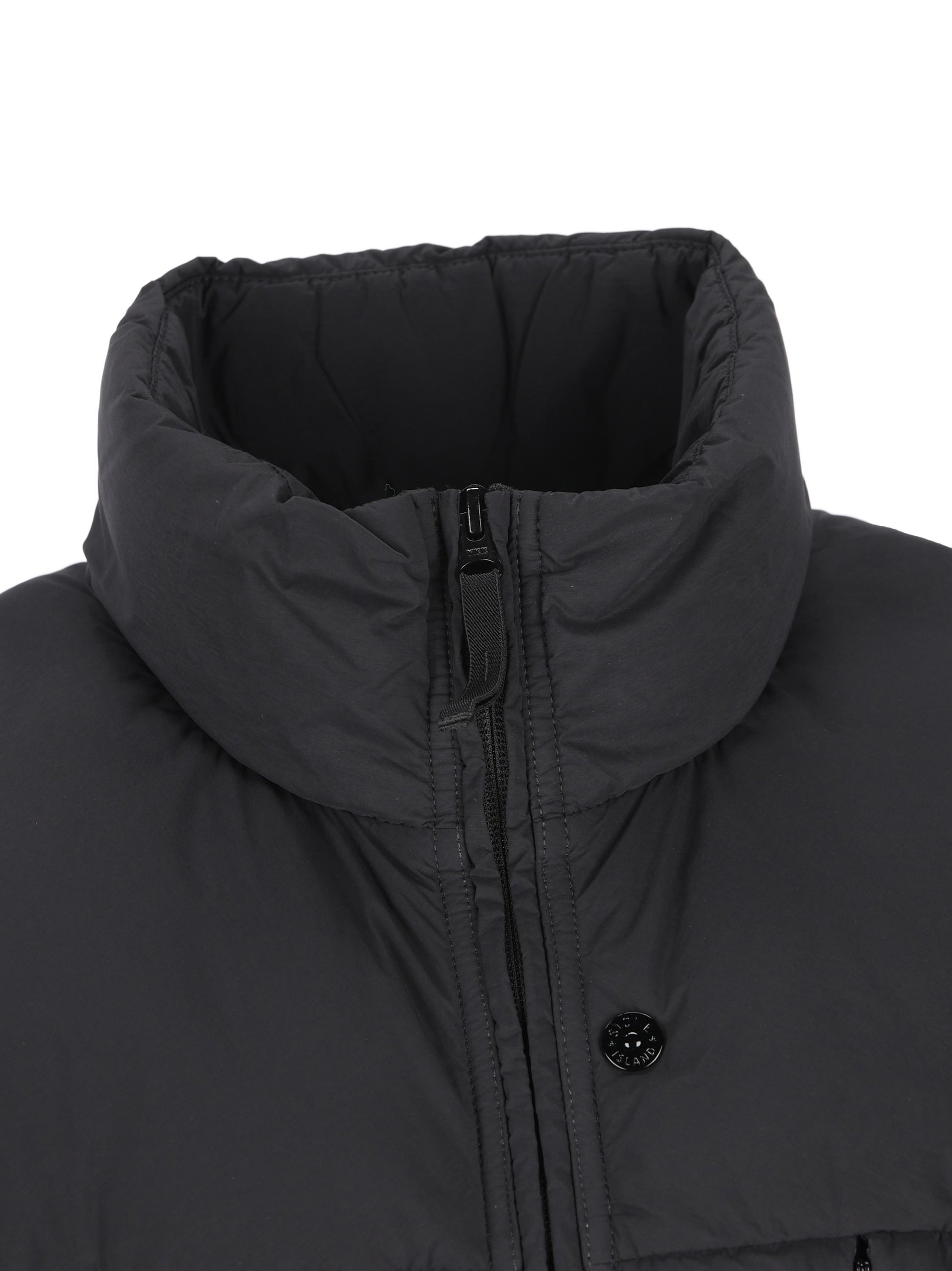 Giacca realizzata in poliammide ed elastan. 4100106 S0183V0029 STONE ISLAND 