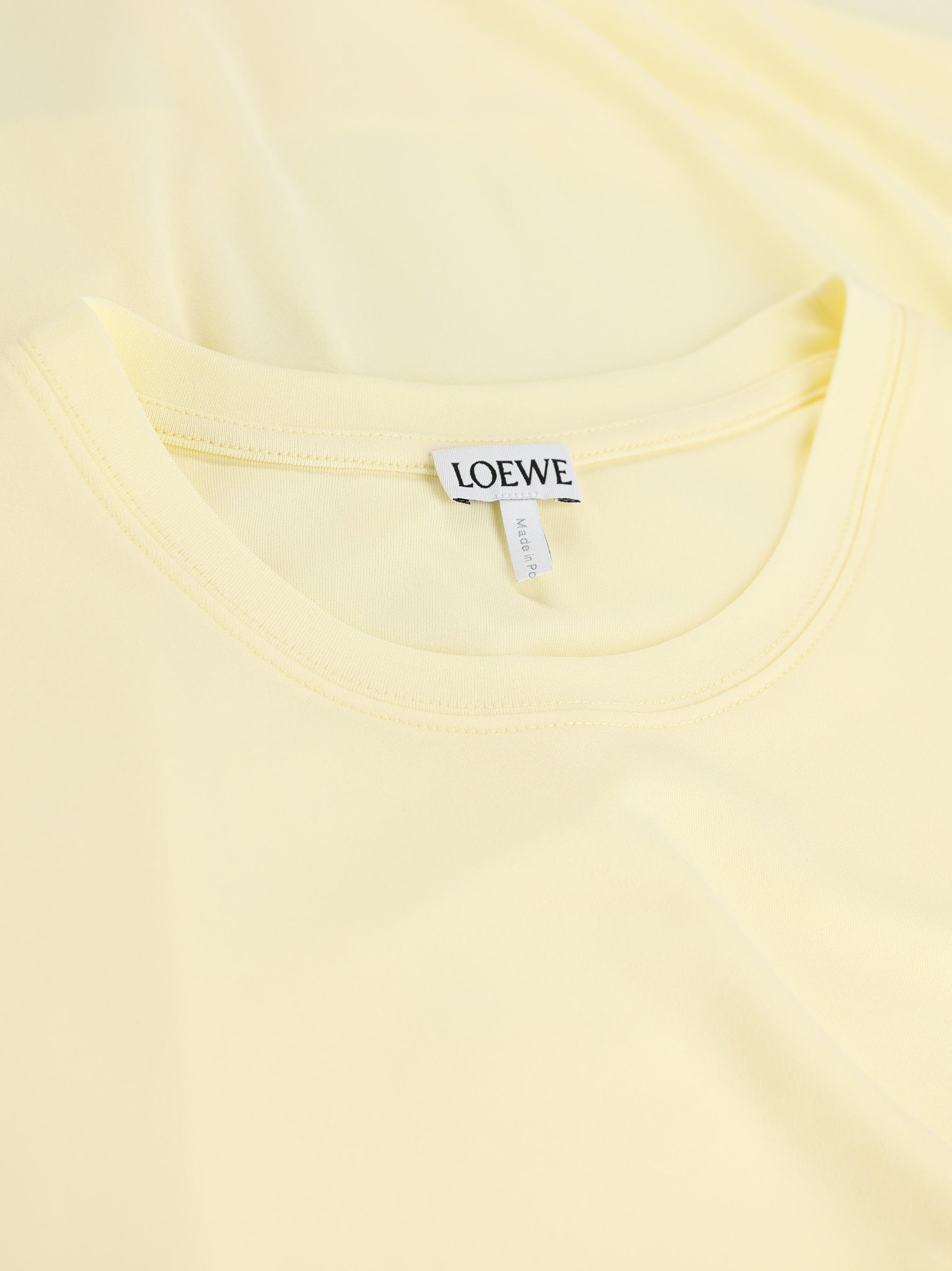 Top realizzato in viscosa. S540Y22X84 8140 LOEWE 