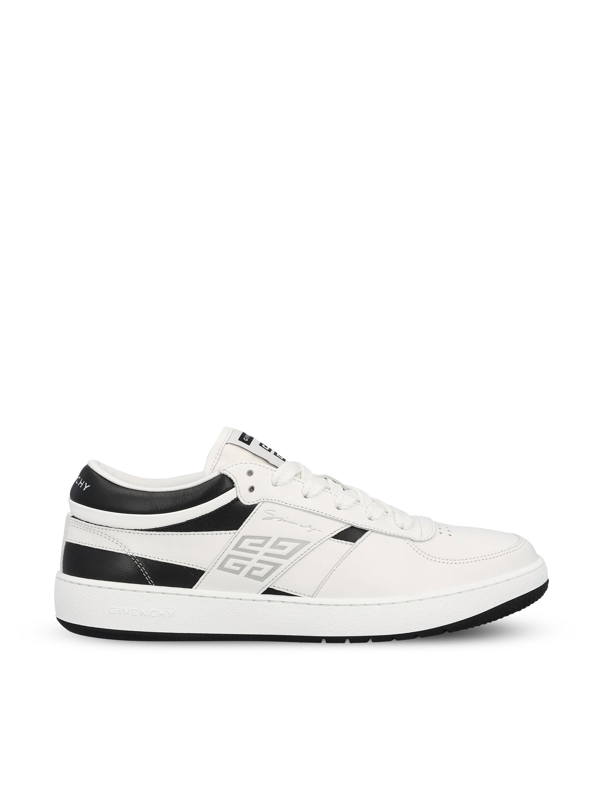 Sneaker in pelle. BH00ARH1UR 116 GIVENCHY 