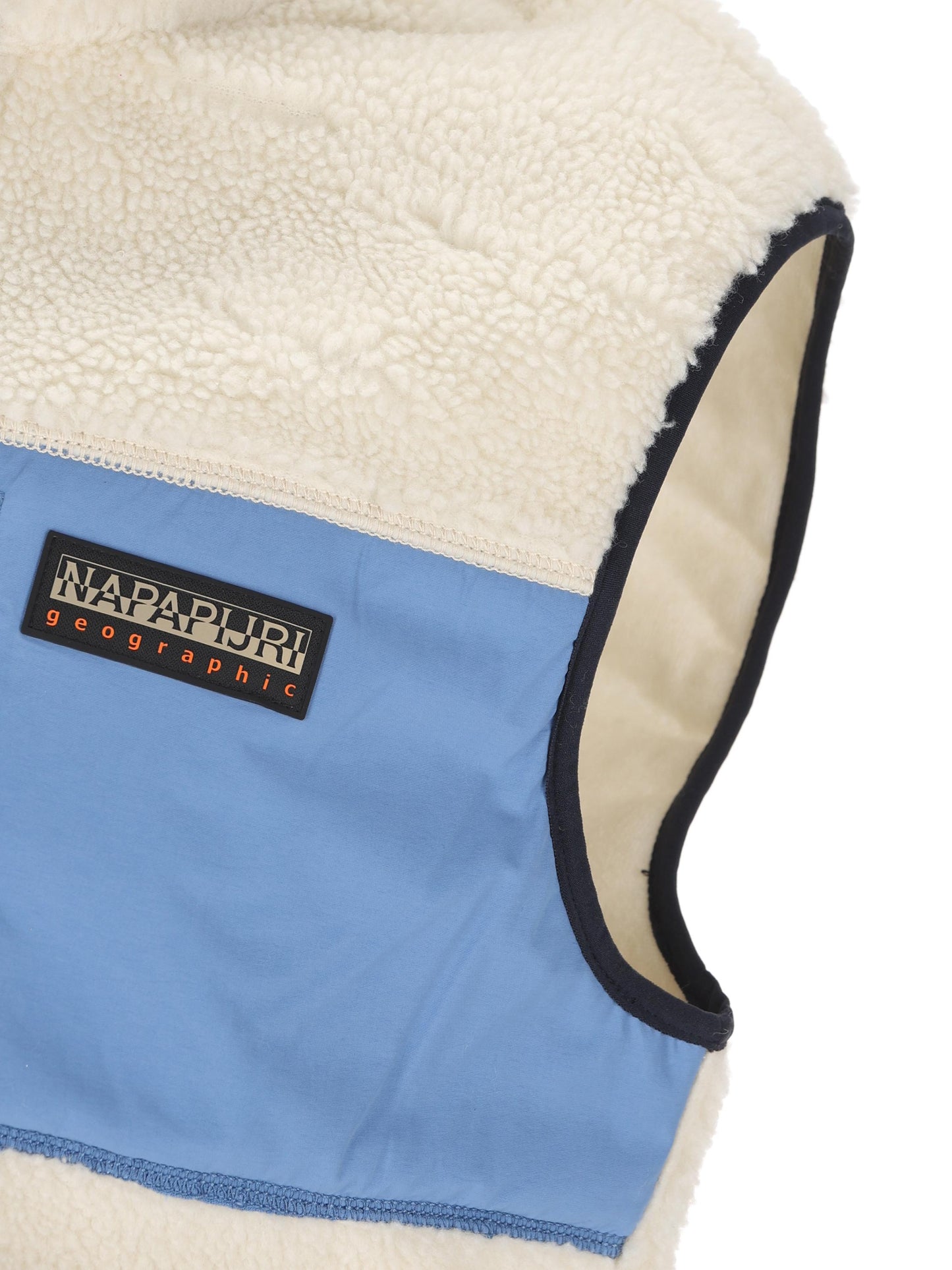 Gilet realizzato in poliestere riciclato. NP0A4HZKMCE1 CB MCE NAPAPIJRI 