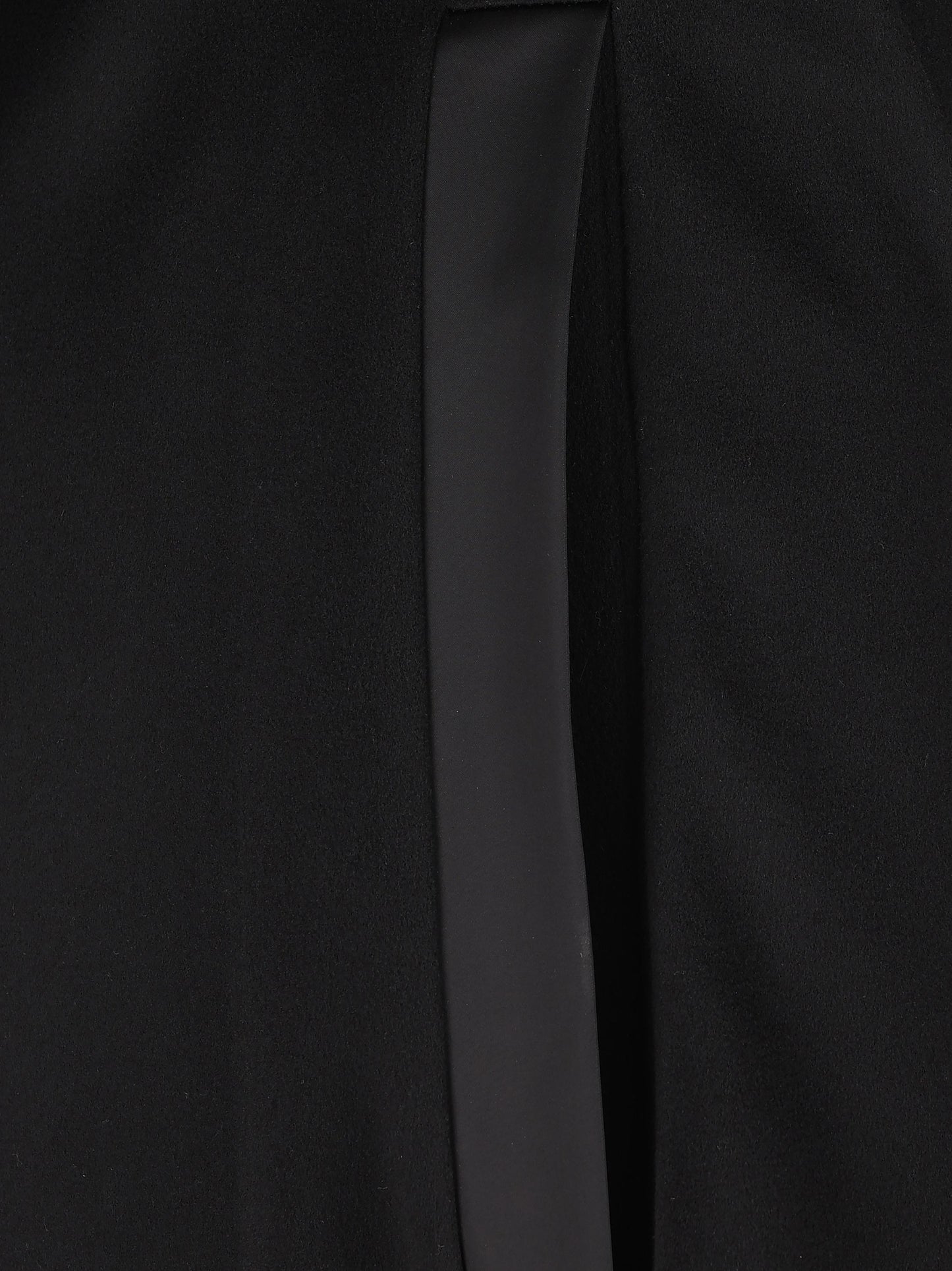 Cappotto realizzato in lana vergine. TAB0037 614059 IL TABARRO 