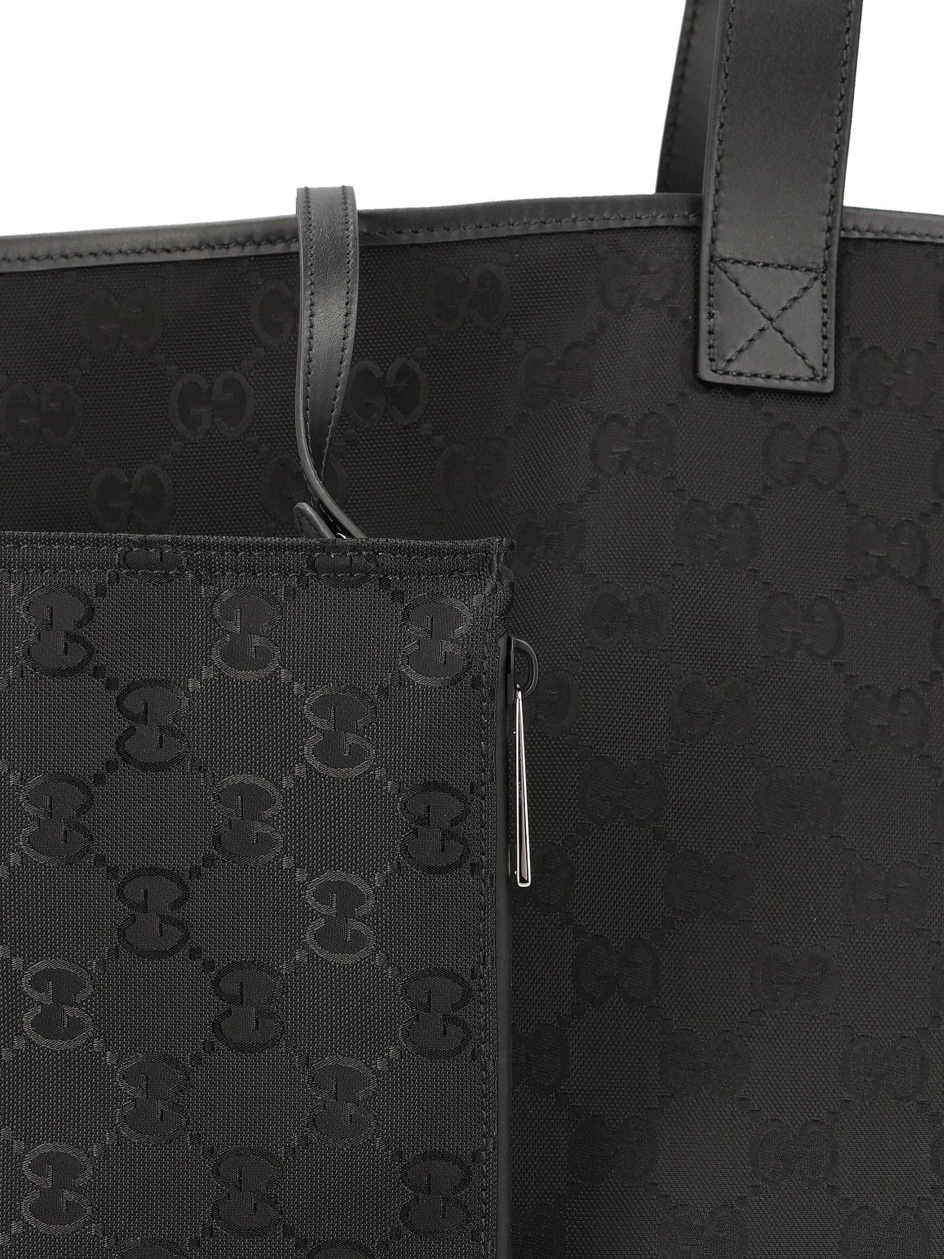 Borsa realizzata in nylon. 835567 FAERK1045 GUCCI 