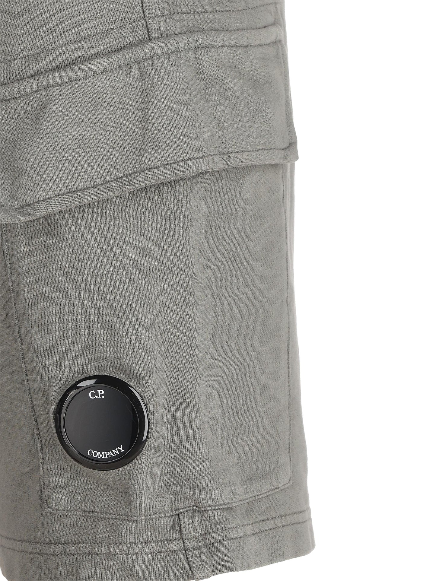 Shorts realizzati in cotone. 20CMSB704A 002246G921 C.P COMPANY 