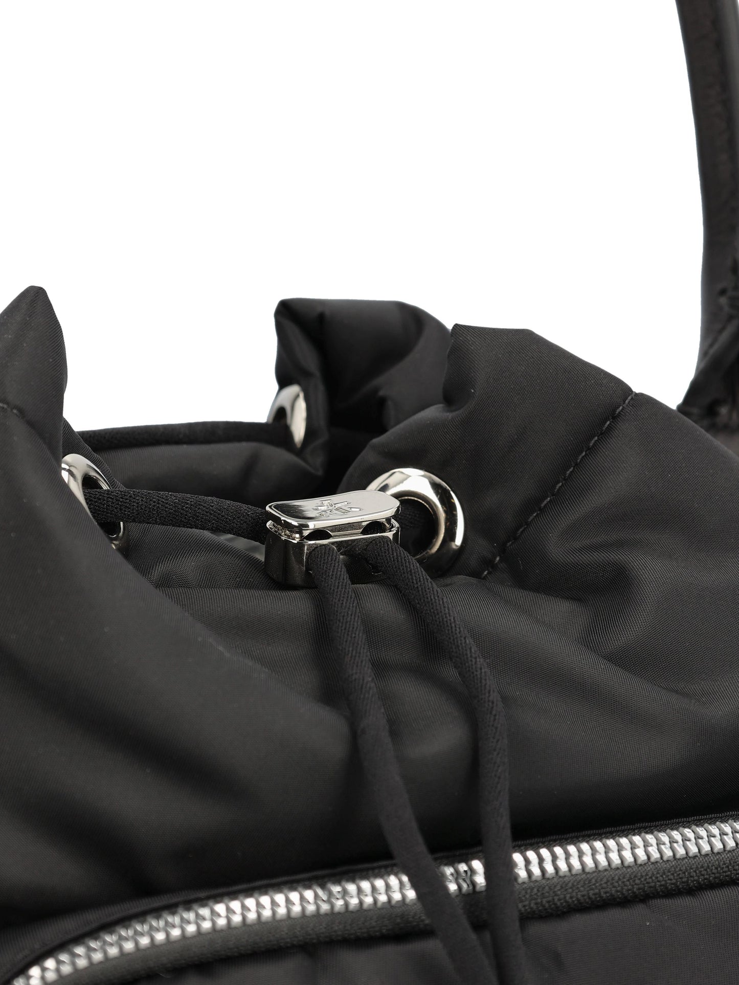 Borsa realizzata in nylon. MIA 2135 PREMIATA 
