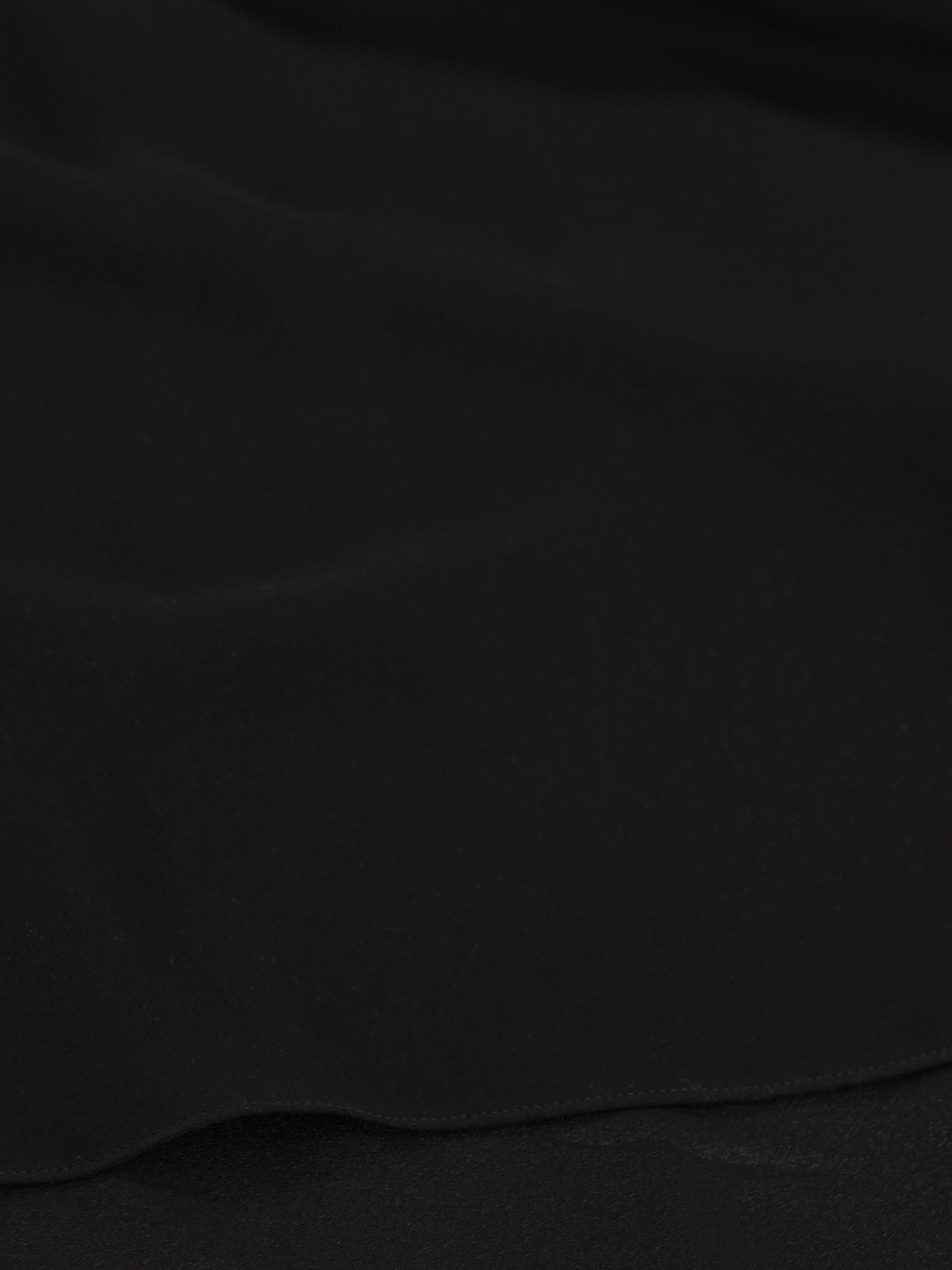 Top realizzato in seta. 8B0AEBX51MH 0NO VALENTINO GARAVANI 