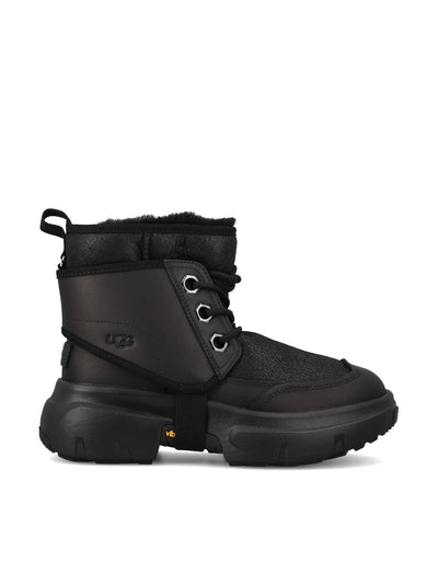 Stivali realizzati in montone. 1171351 BLK UGG 