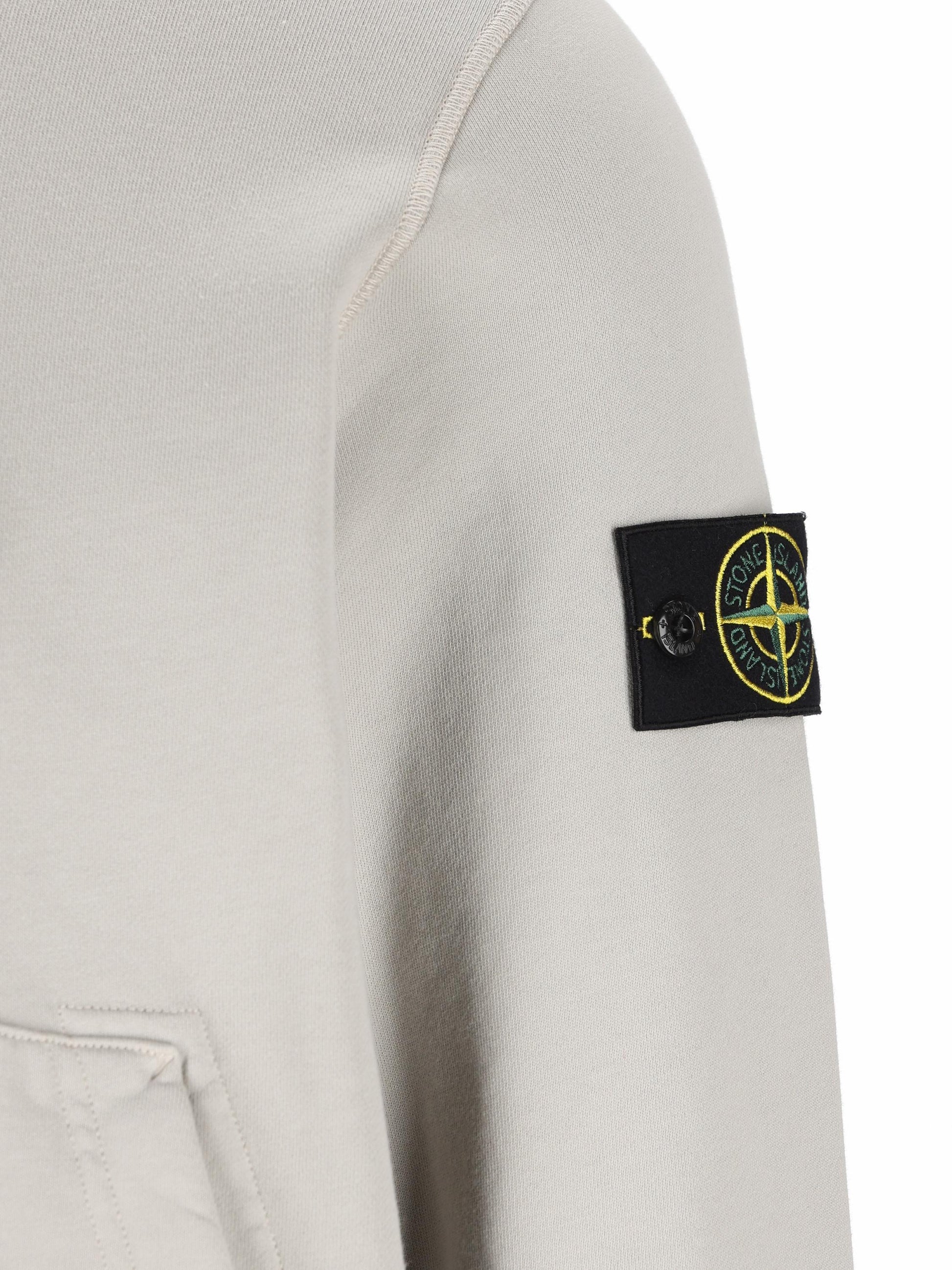 Felpa realizzata in cotone. 6100061 S0051V0061 STONE ISLAND 