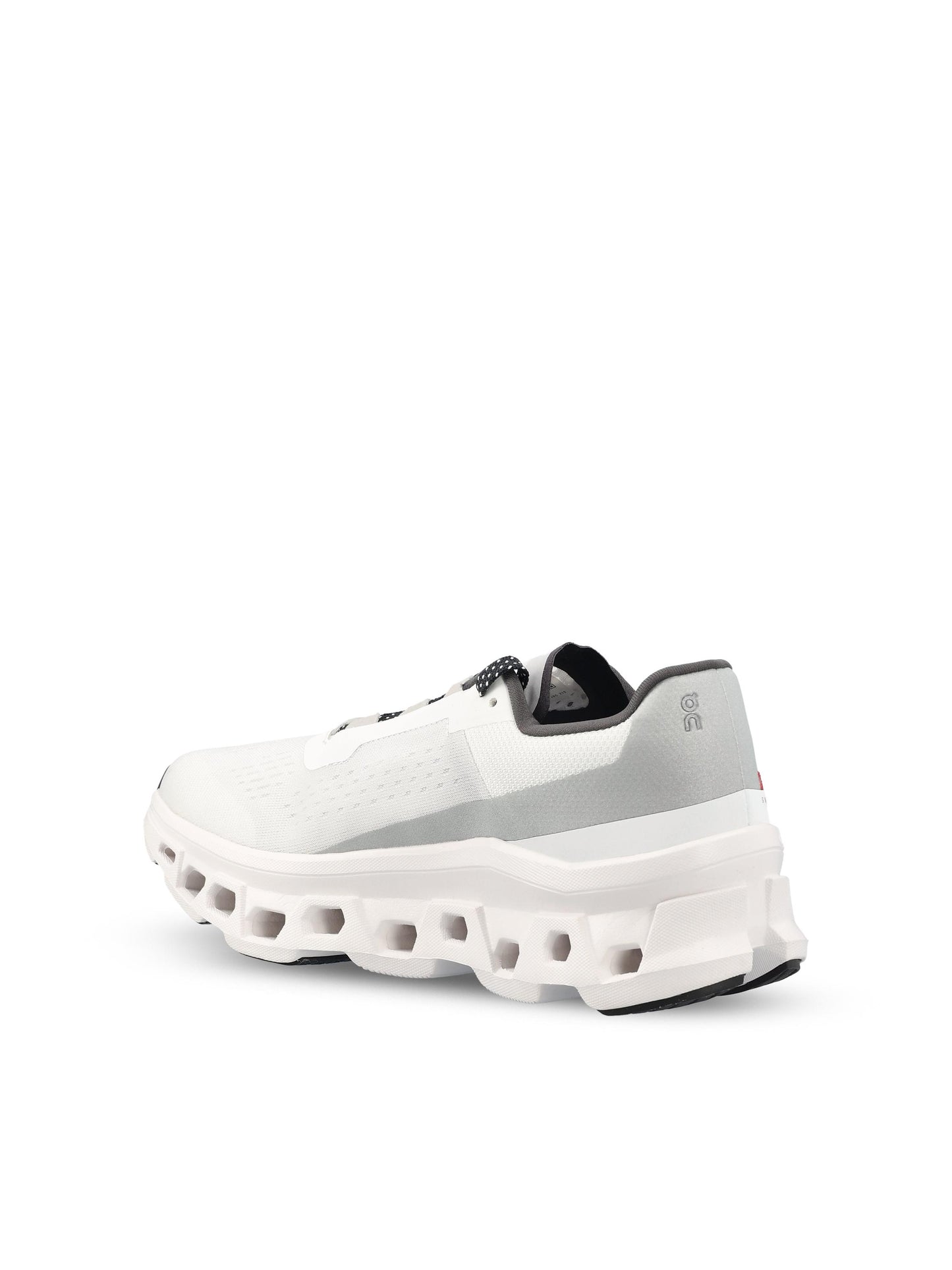 Sneakers realizzate in tessuto tecnico. 6198433  ON 