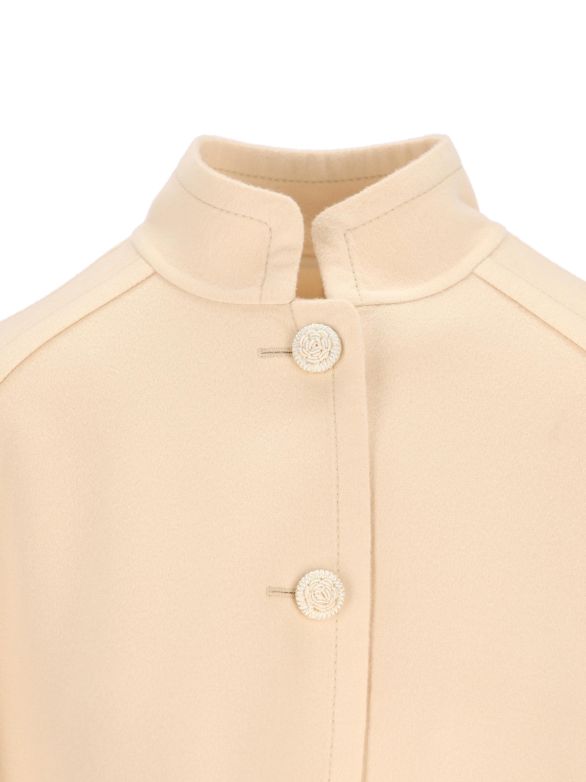 Cappotto realizzato in lana vergine e cashmere. 7B3CA7U26JA ET5 VALENTINO GARAVANI 