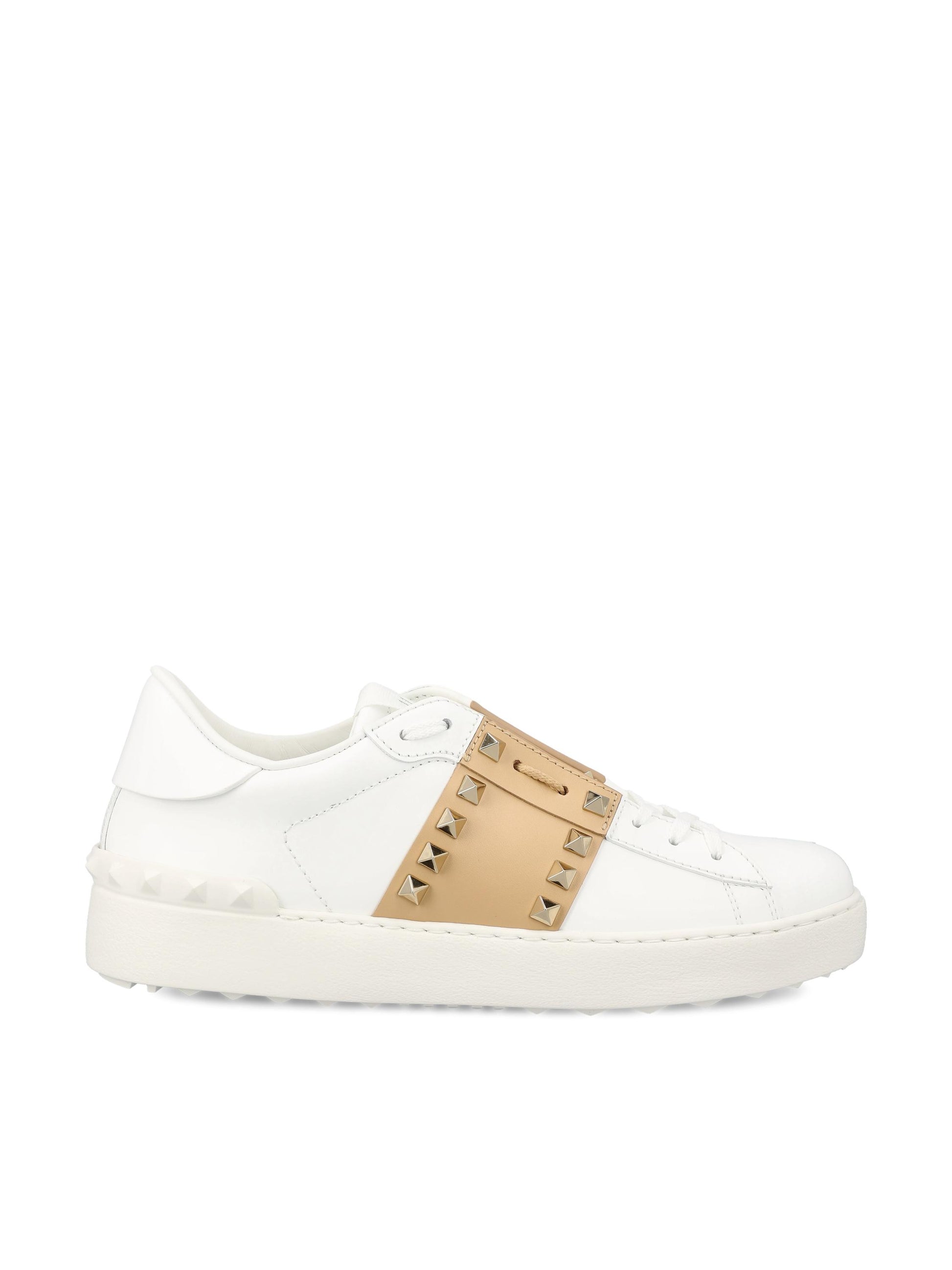 Sneakers realizzate in pelle. 8W2S0A01ZTN DAH VALENTINO GARAVANI 