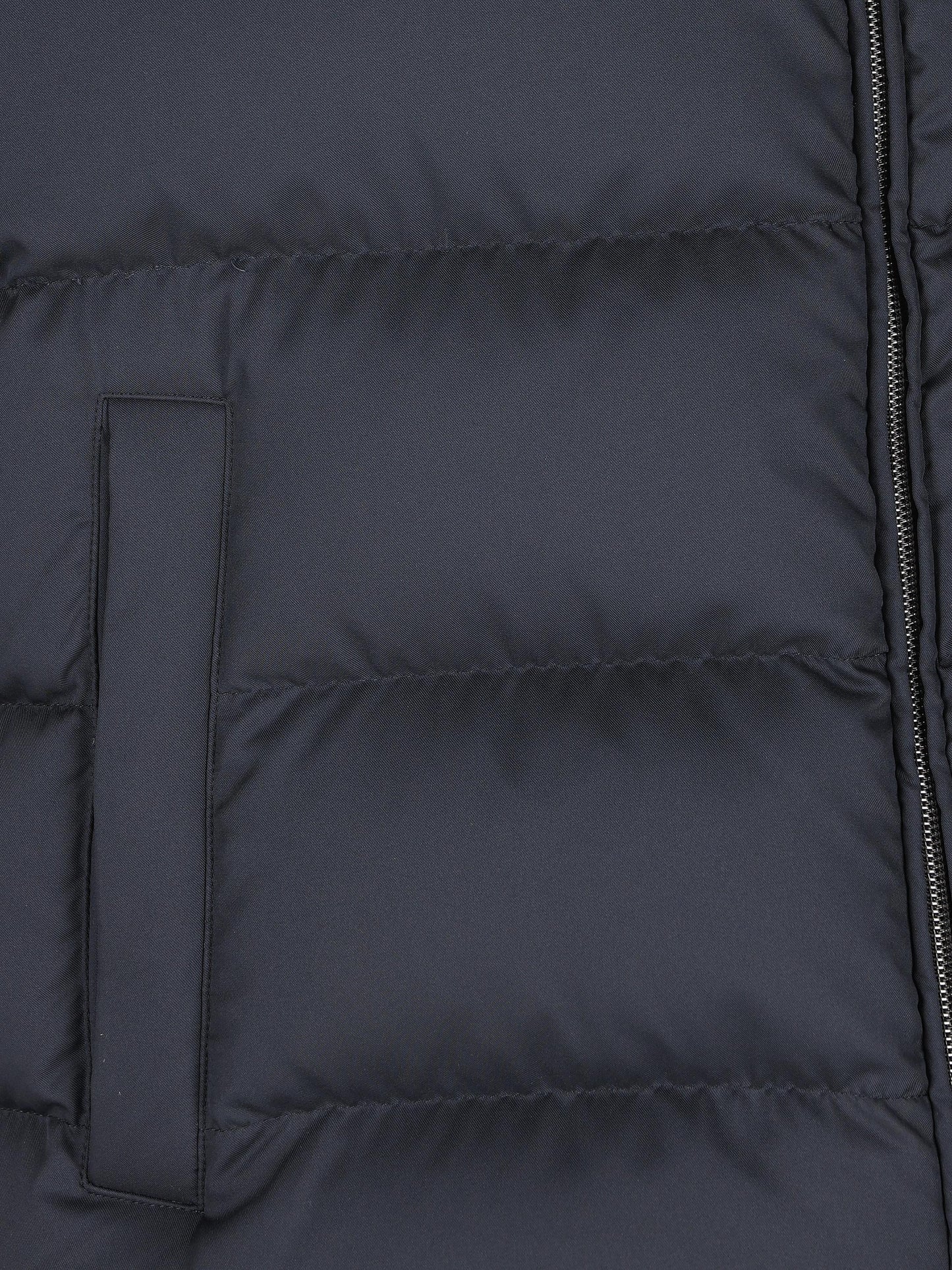 Gilet realizzato in poliestere. PI001267U 12414Z9200 HERNO 