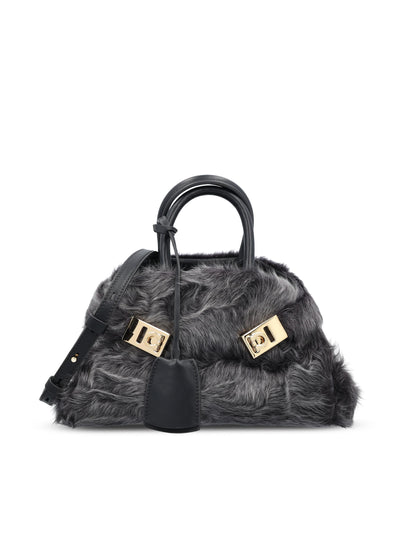Borsa realizzata in shearling di capretto e vitello. 21A451 787979001 SALVATORE FERRAGAMO 