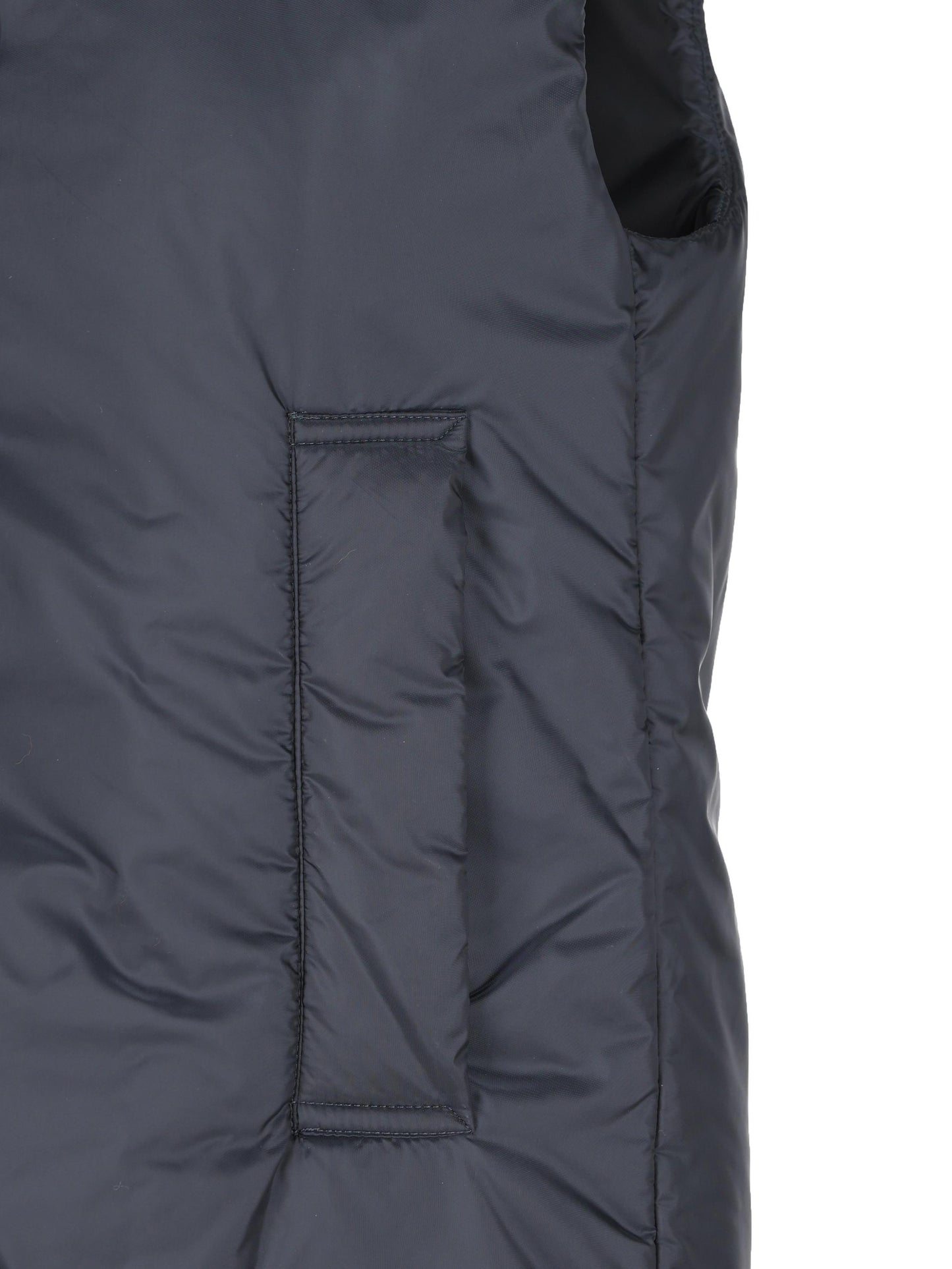 Gilet realizzato in poliestere. 2619291044600 008 MAX MARA - THE CUBE 