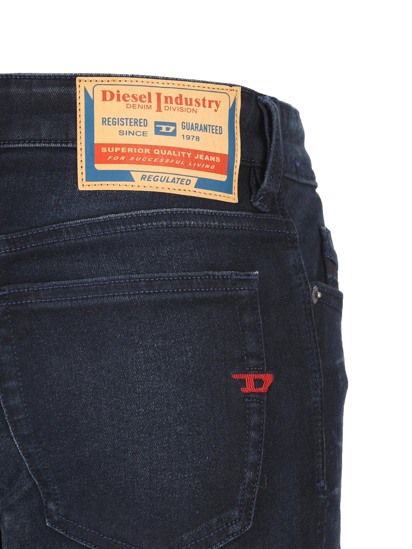 Jeans realizzati in cotone. A03594 0BMBU01 DIESEL 