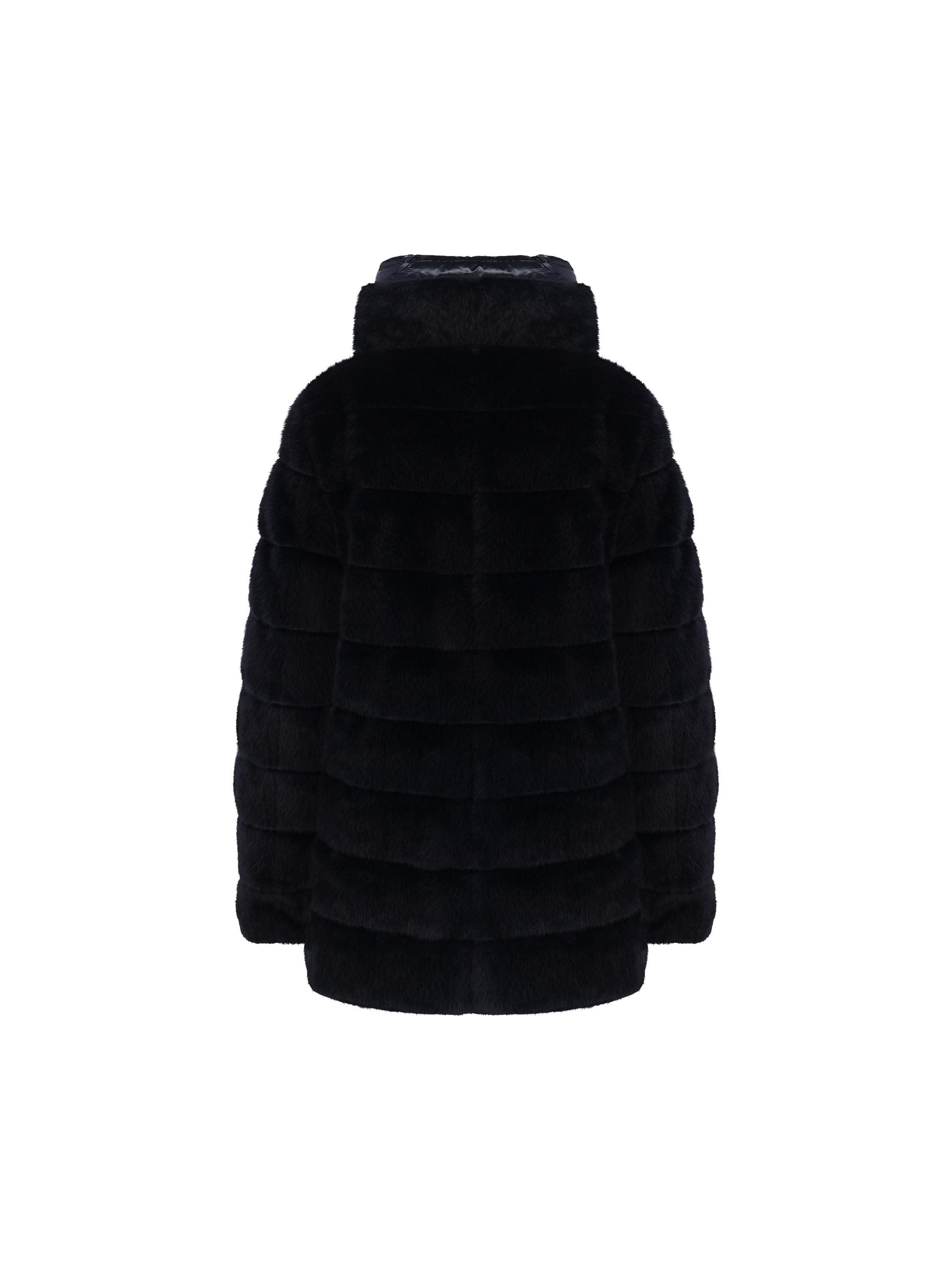 Piumino realizzato in poliestere. PI002123D 126309200 HERNO 