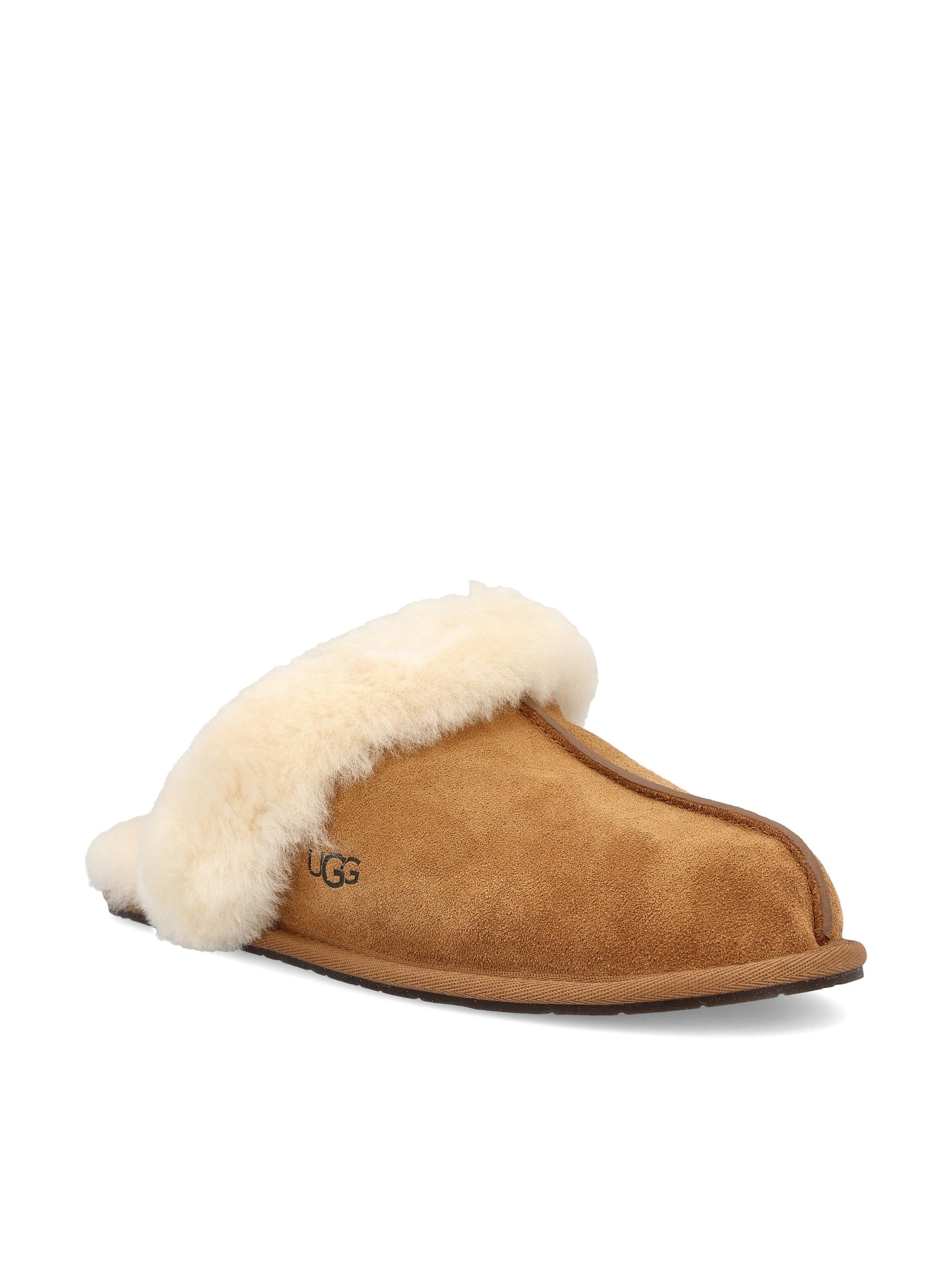 UGG 1106872CHE