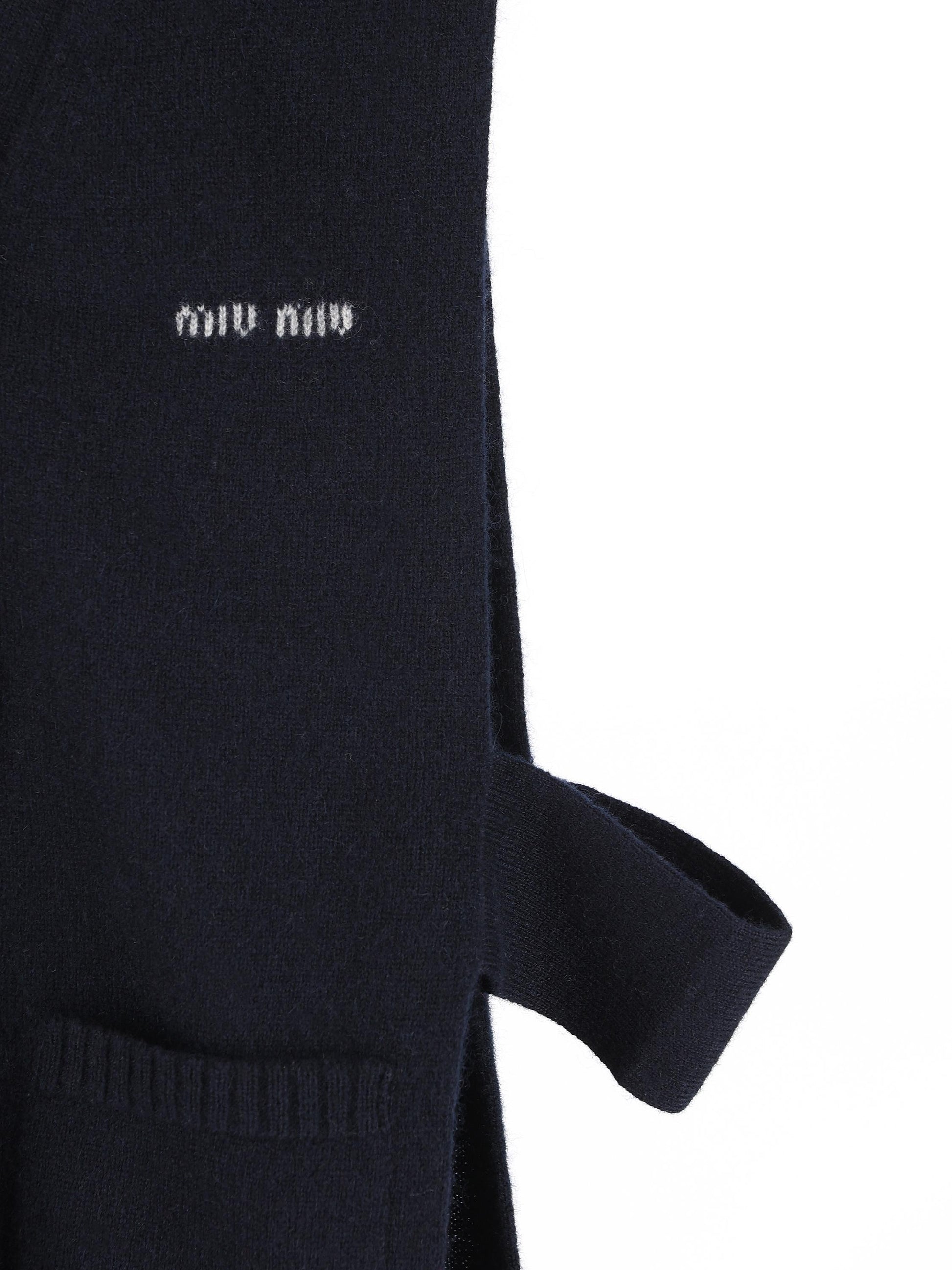 Cardigan realizzato in cashmere. MMV380 19RLF0008 MIU MIU 