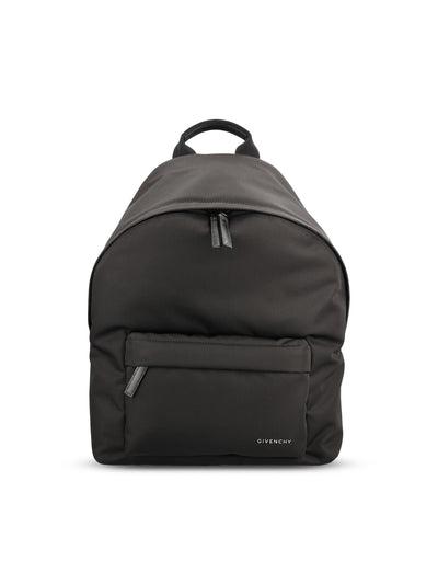 Zaino realizzato in nylon. BK50F3K1ZL 001 GIVENCHY 