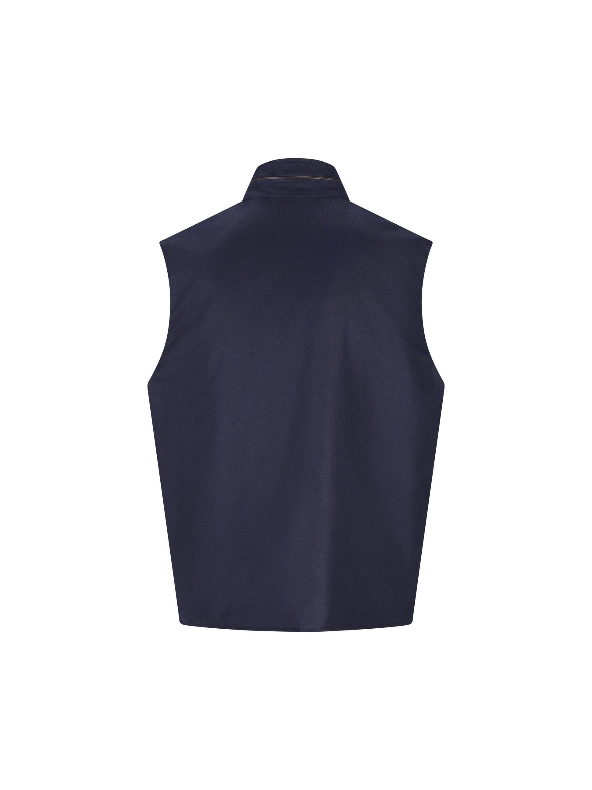 Gilet realizzato in cashmere e seta. GI000636U 381279200 HERNO 