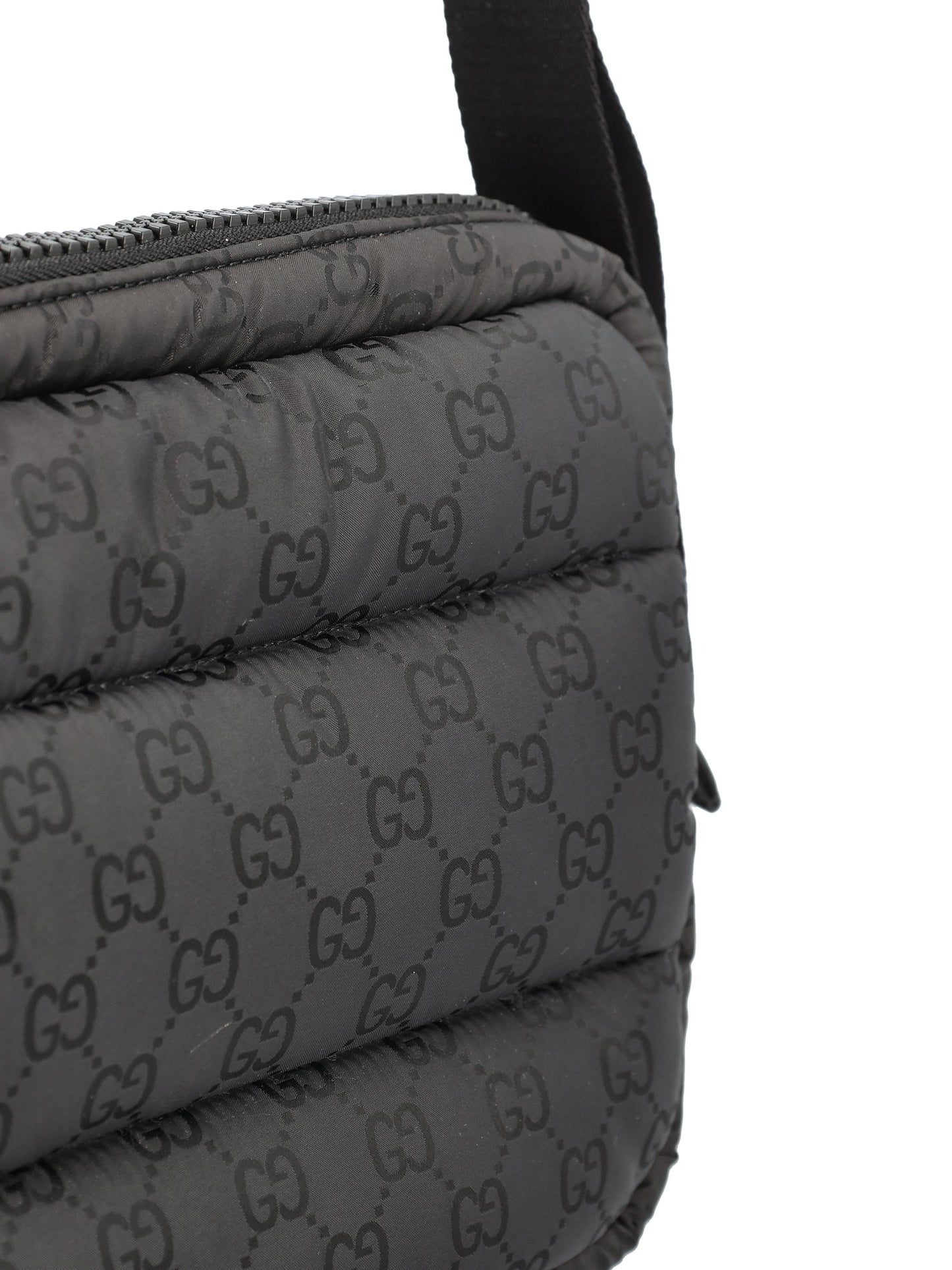 Borsa realizzata in poliammide. 854783 FAFG31053 GUCCI 