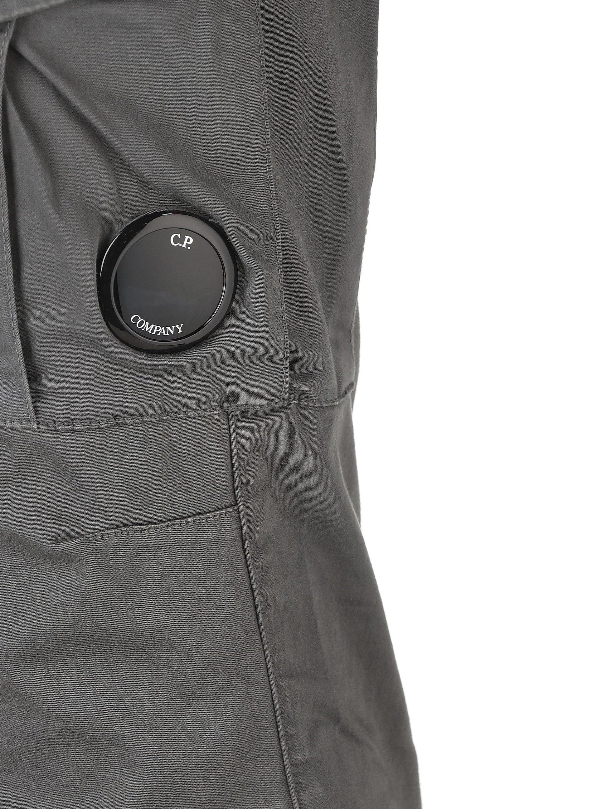 Pantaloni Cargo realizzati in cotone. 20CMPA743A 005694G921 C.P COMPANY 