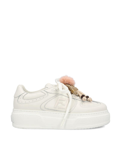 Sneakers realizzate in pelle di vitello. 8E8721 AWCVF1VA3 FENDI 