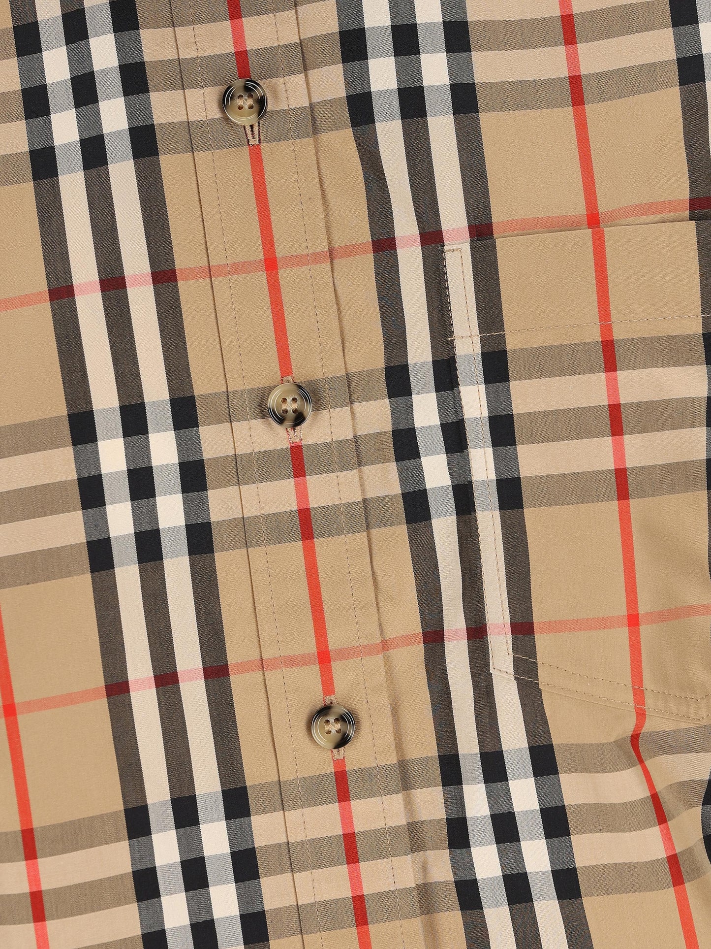 Camicia realizzata in cotone. 8111847 A7028 BURBERRY 