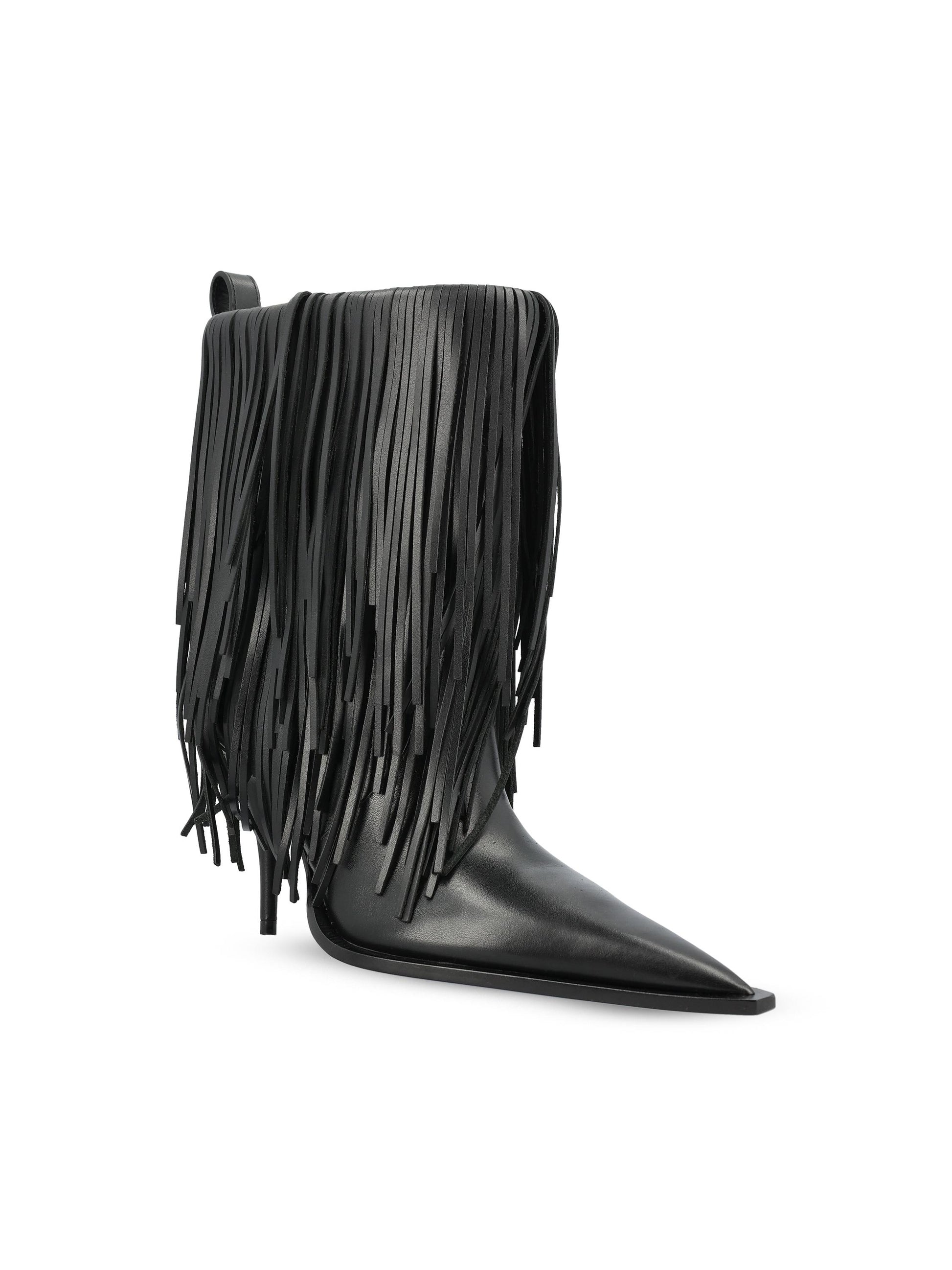 Stivaletti realizzati in pelle. 855350 WBDO01000 BALENCIAGA 