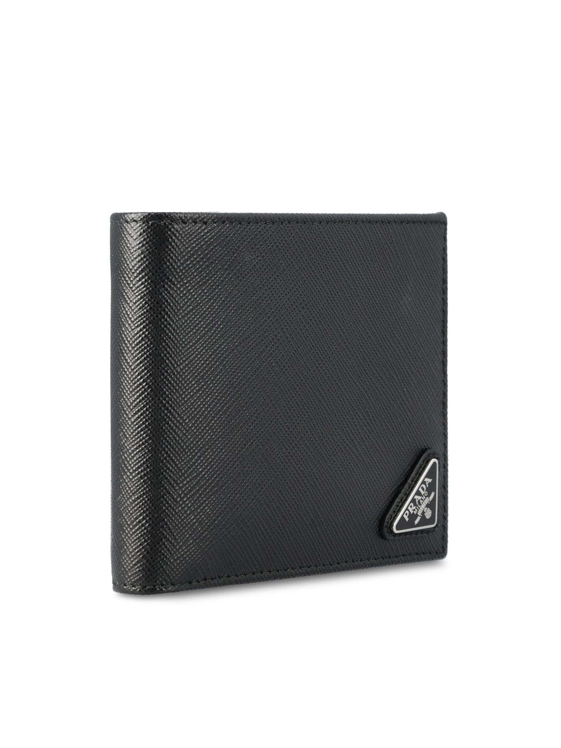 Portafoglio realizzato in pelle. 2MO513 QHHF0002 PRADA 