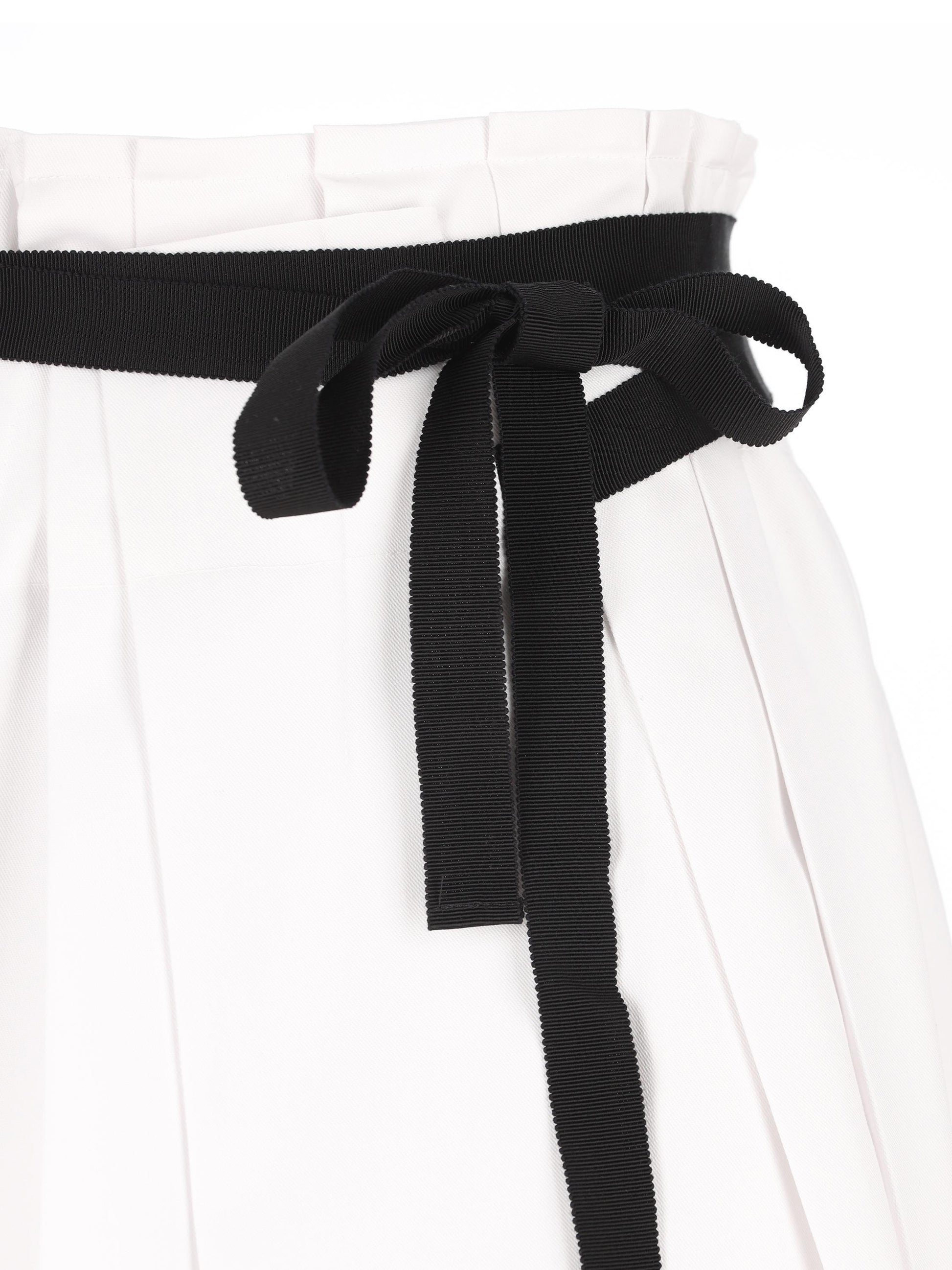 Gonna realizzata in poliestere e cotone. P157IG 1000F0009 PRADA 