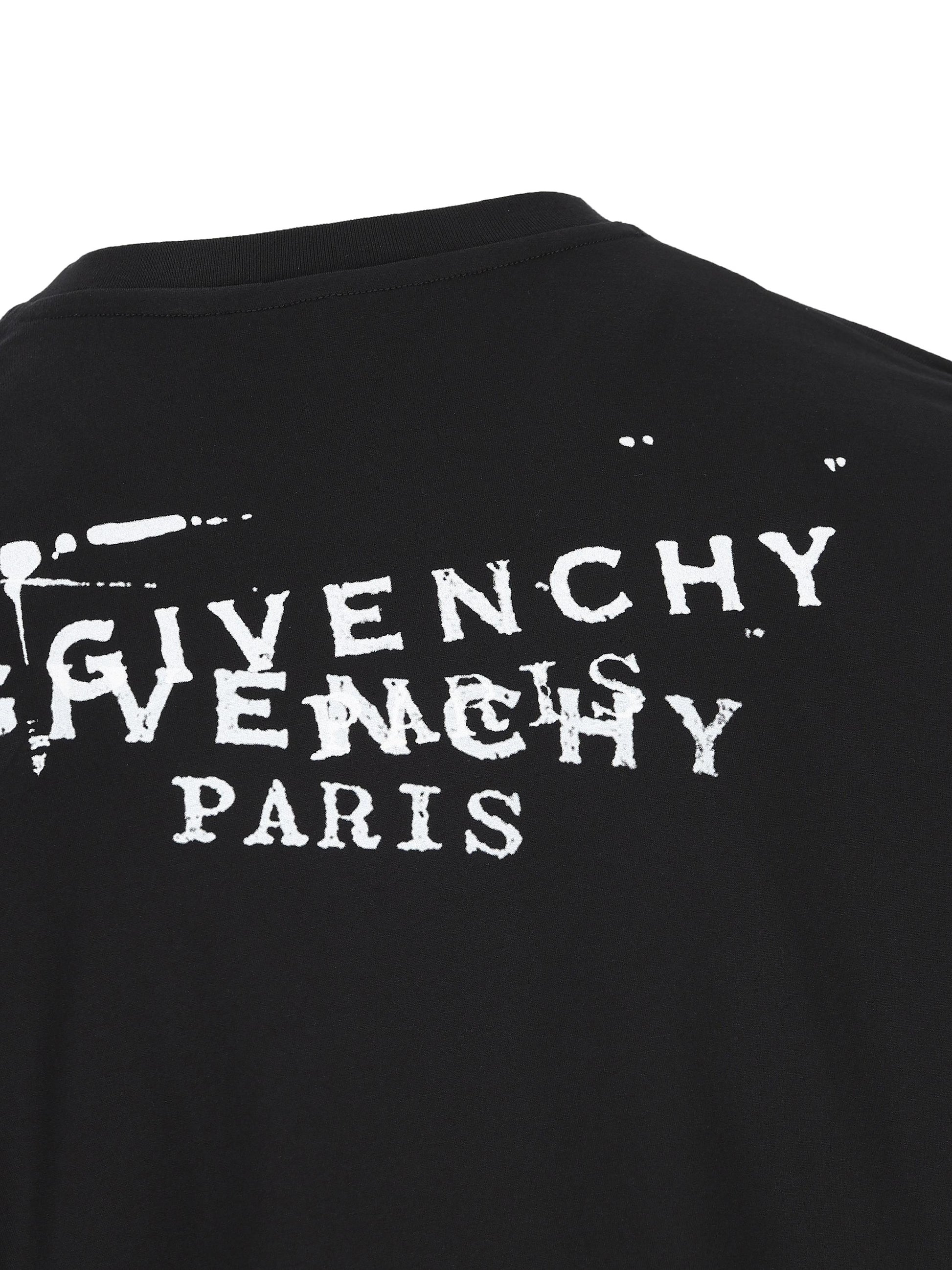 T-Shirt realizzata in cotone. BW70FJP7A7 001 GIVENCHY 