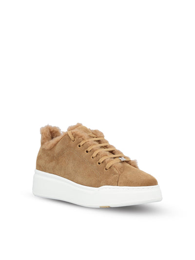 Sneakers realizzate in pelle. 2524766112600 013 MAX MARA 