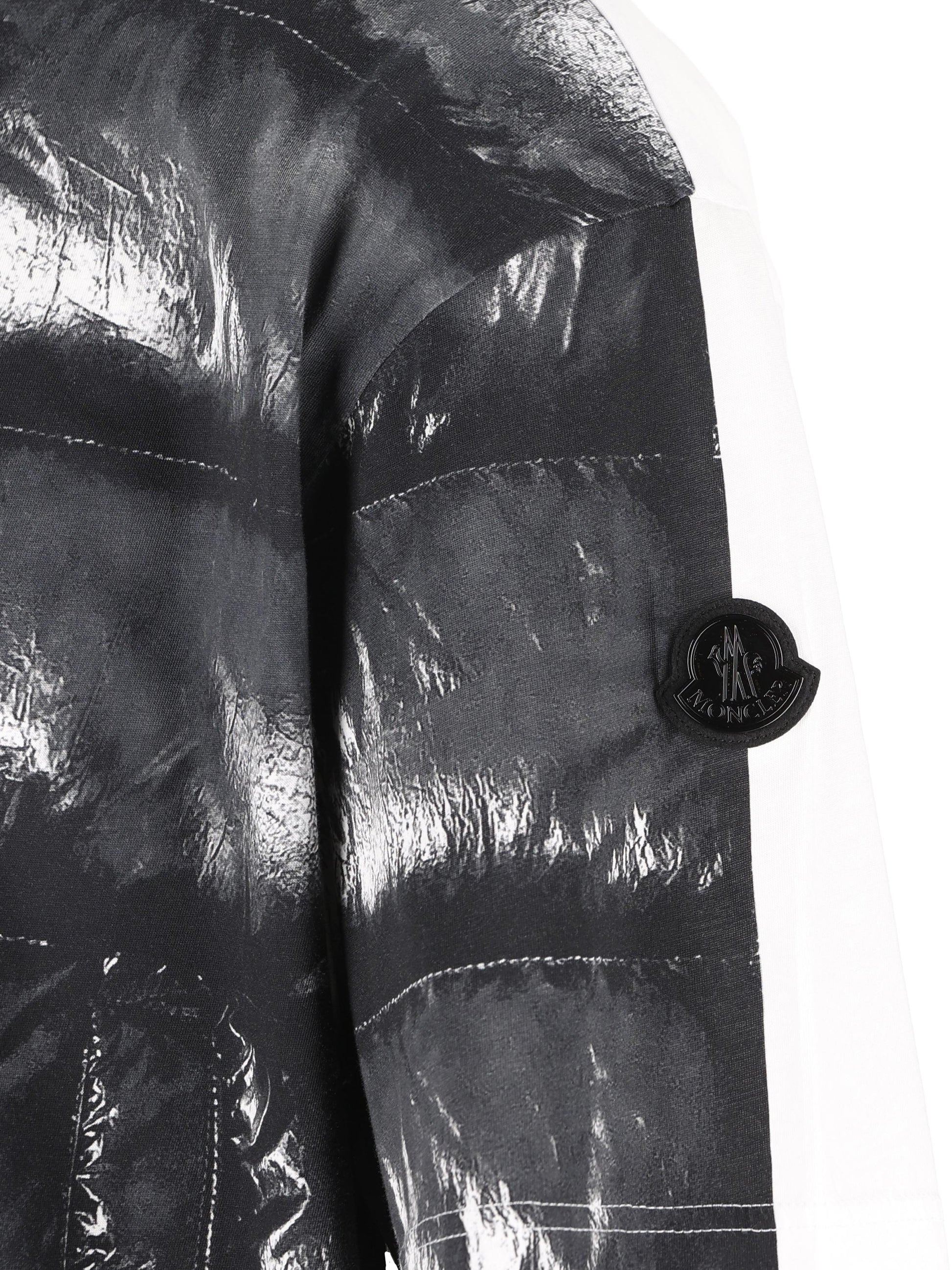 T-Shirt realizzata in cotone. M8C00001 89AYW999 MONCLER - ASAP ROCKY 