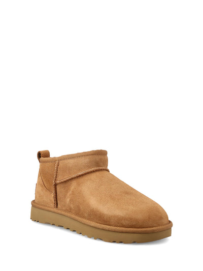 UGG 1116109CHE