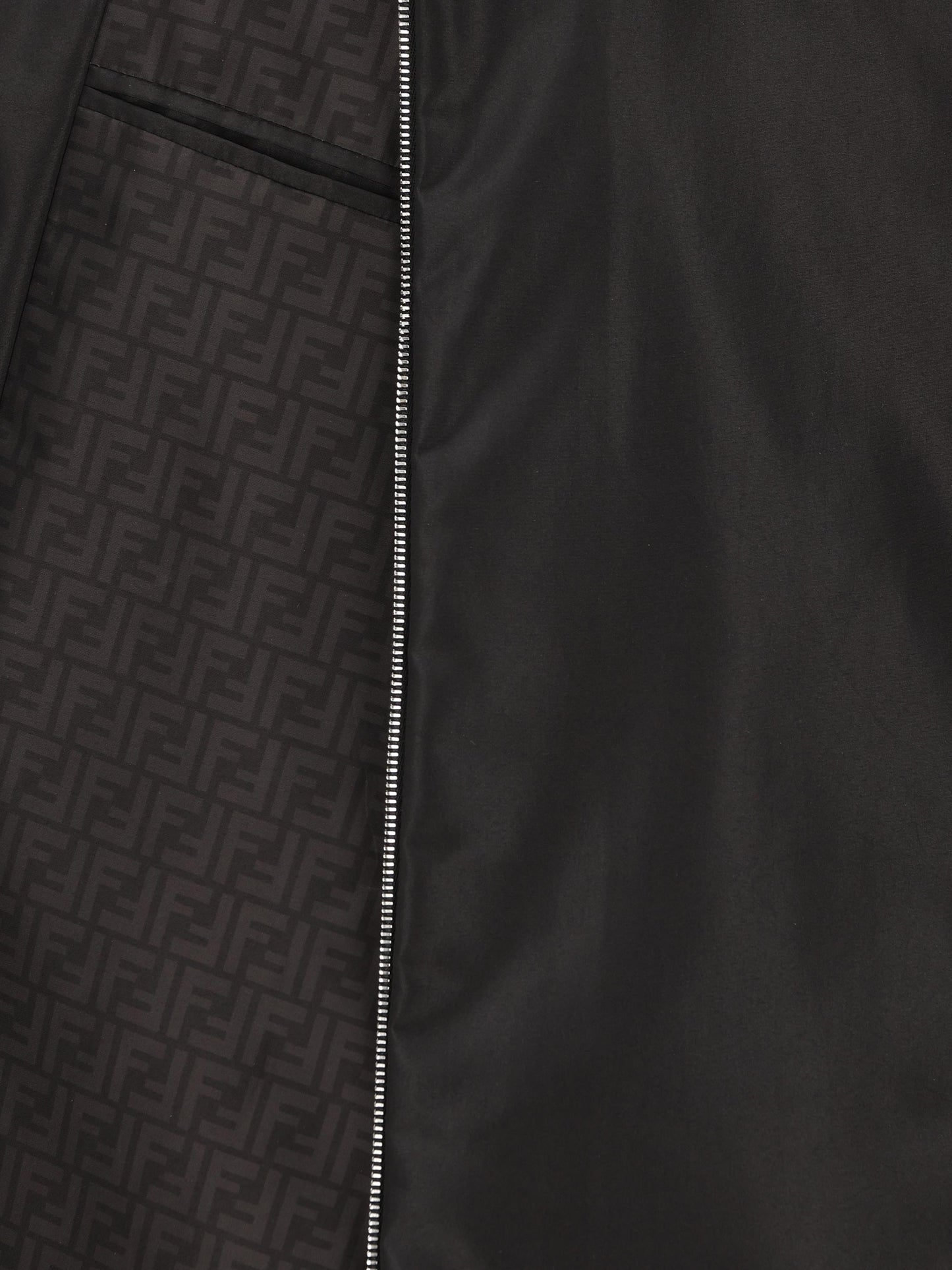 Blouson realizzato in poliestere. FAA960 AU94F0GME FENDI 