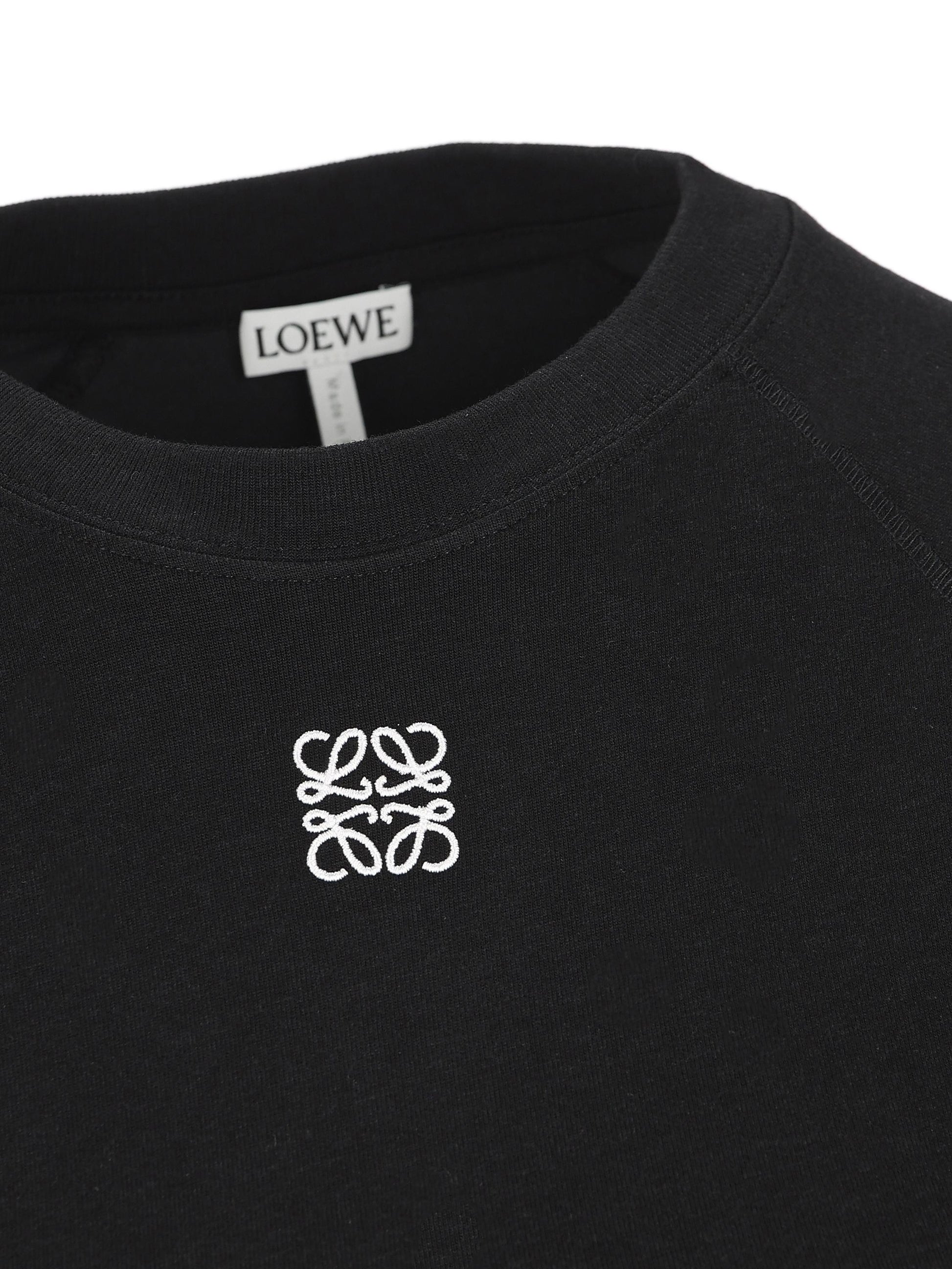 T-Shirt realizzata in cotone. S359Y22XA7 1100 LOEWE 