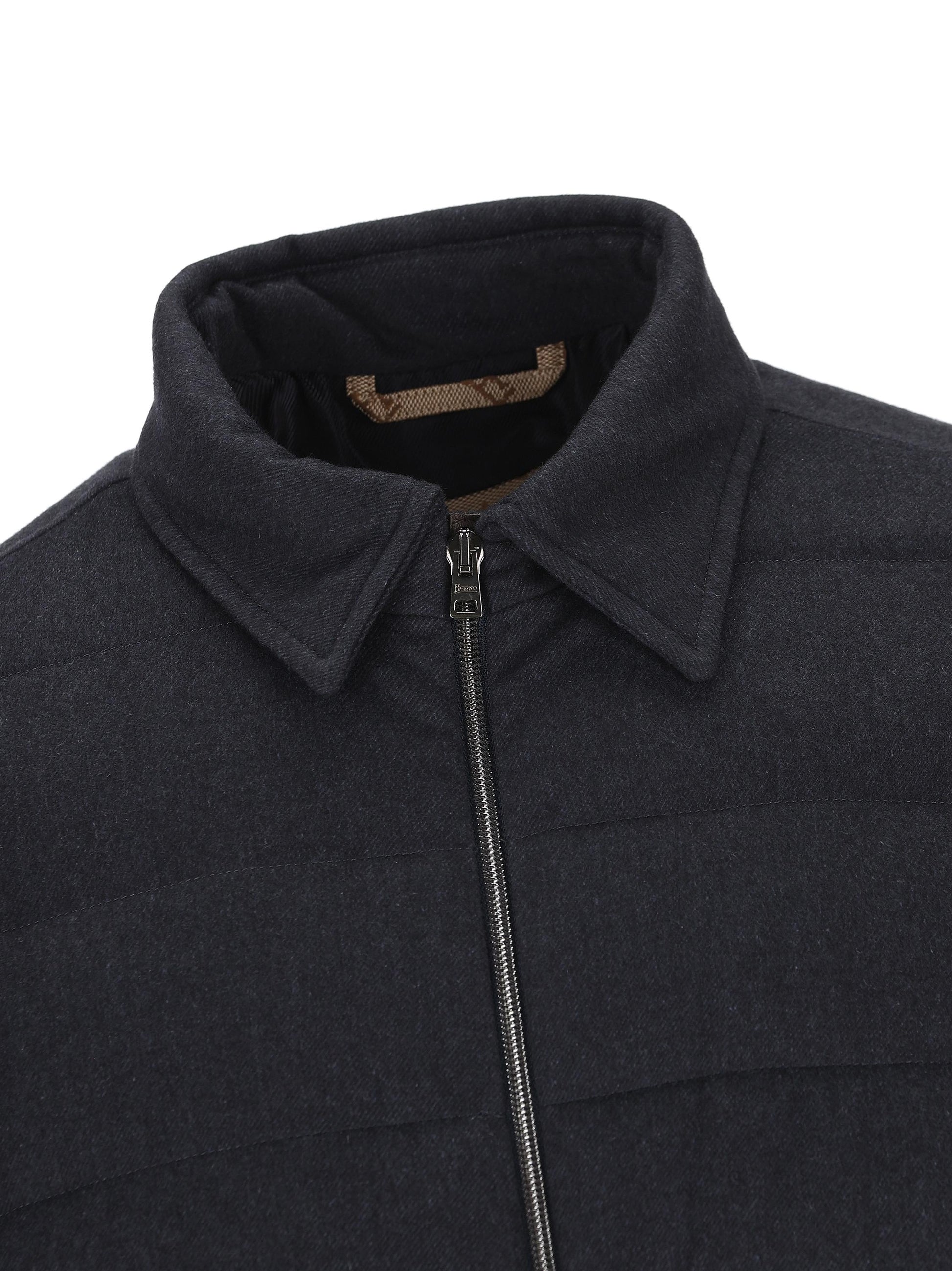 Piumino in seta e cashmere. PI001261U 380879200 HERNO 