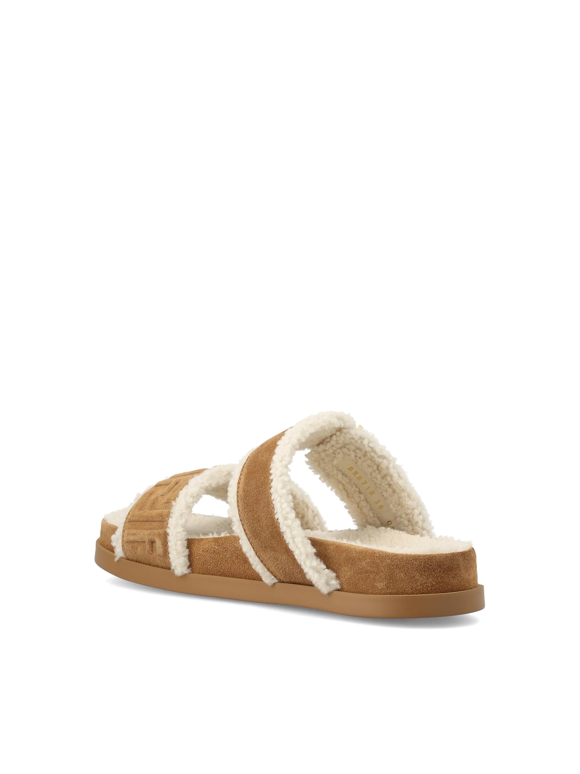 Slide realizzate in pelle. 8X8710 AY9RF1TOO FENDI 