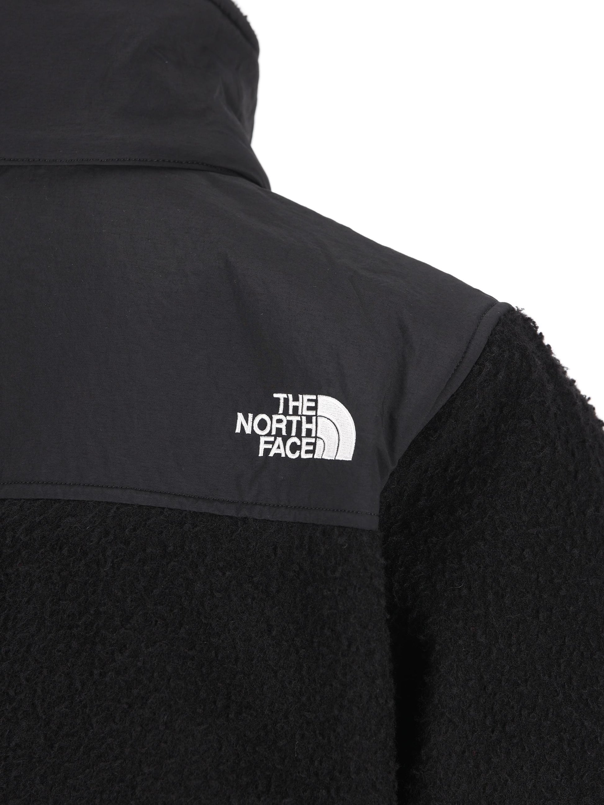 Giacca realizzata in nylon riciclato. NF0A8FH2 JK31 THE NORTH FACE 