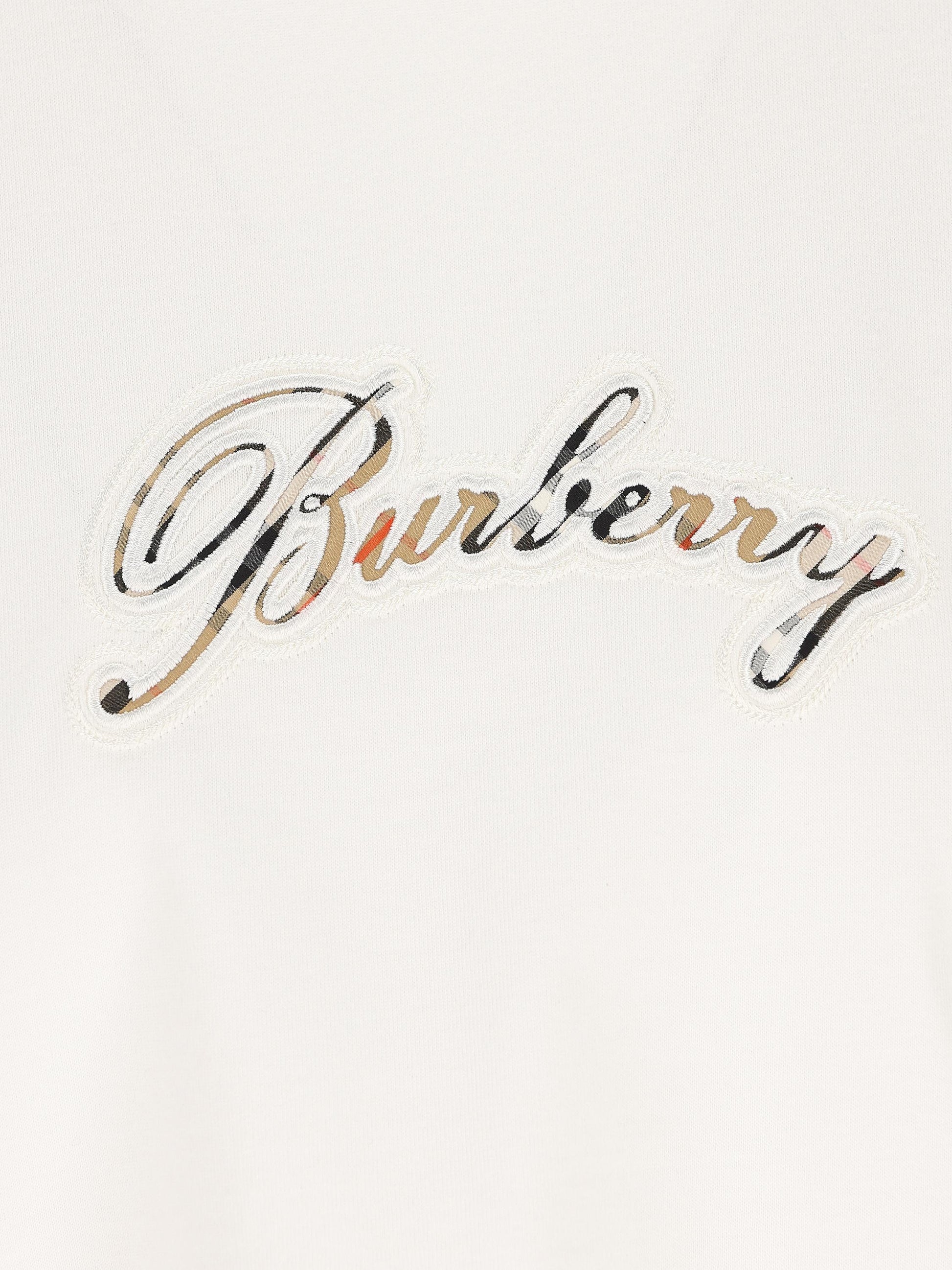 T-Shirt realizzata in cotone. 8118971 B7078 BURBERRY 