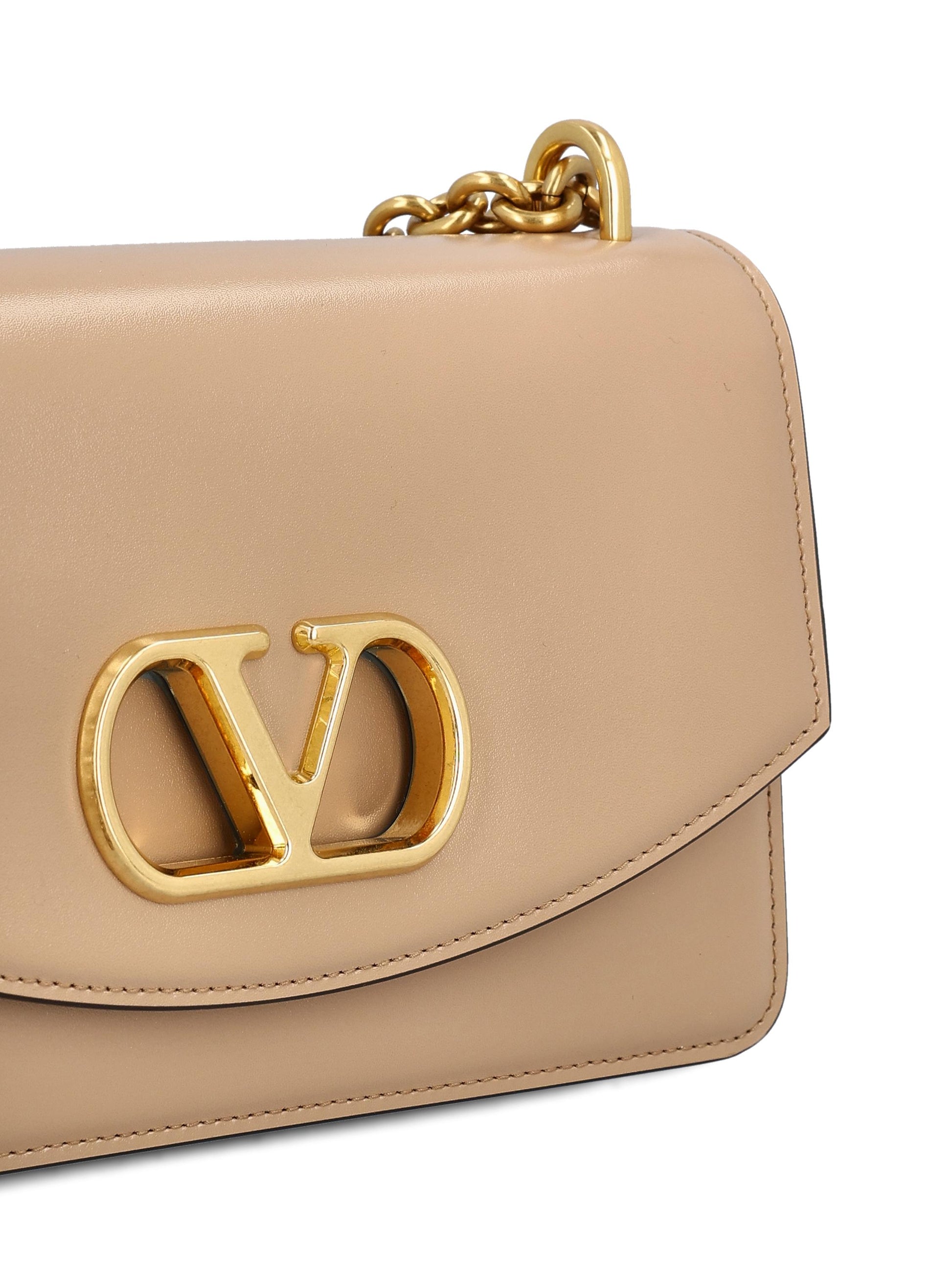 Borsa realizzata in pelle di vitello. 7W2B0R17GCB WRP VALENTINO GARAVANI 