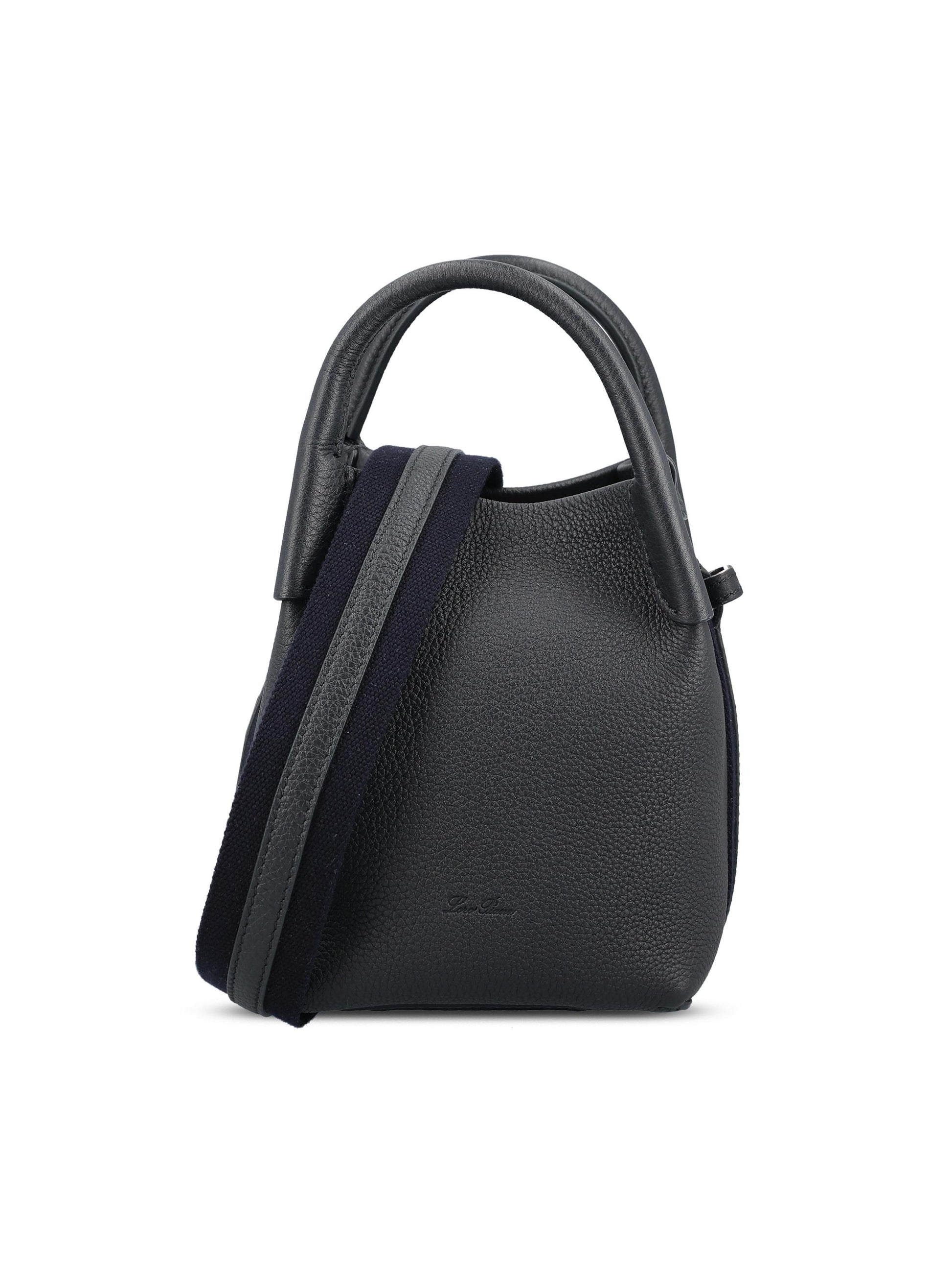 Borsa Bale realizzata in pelle. FAN4647 W1B3 LORO PIANA 