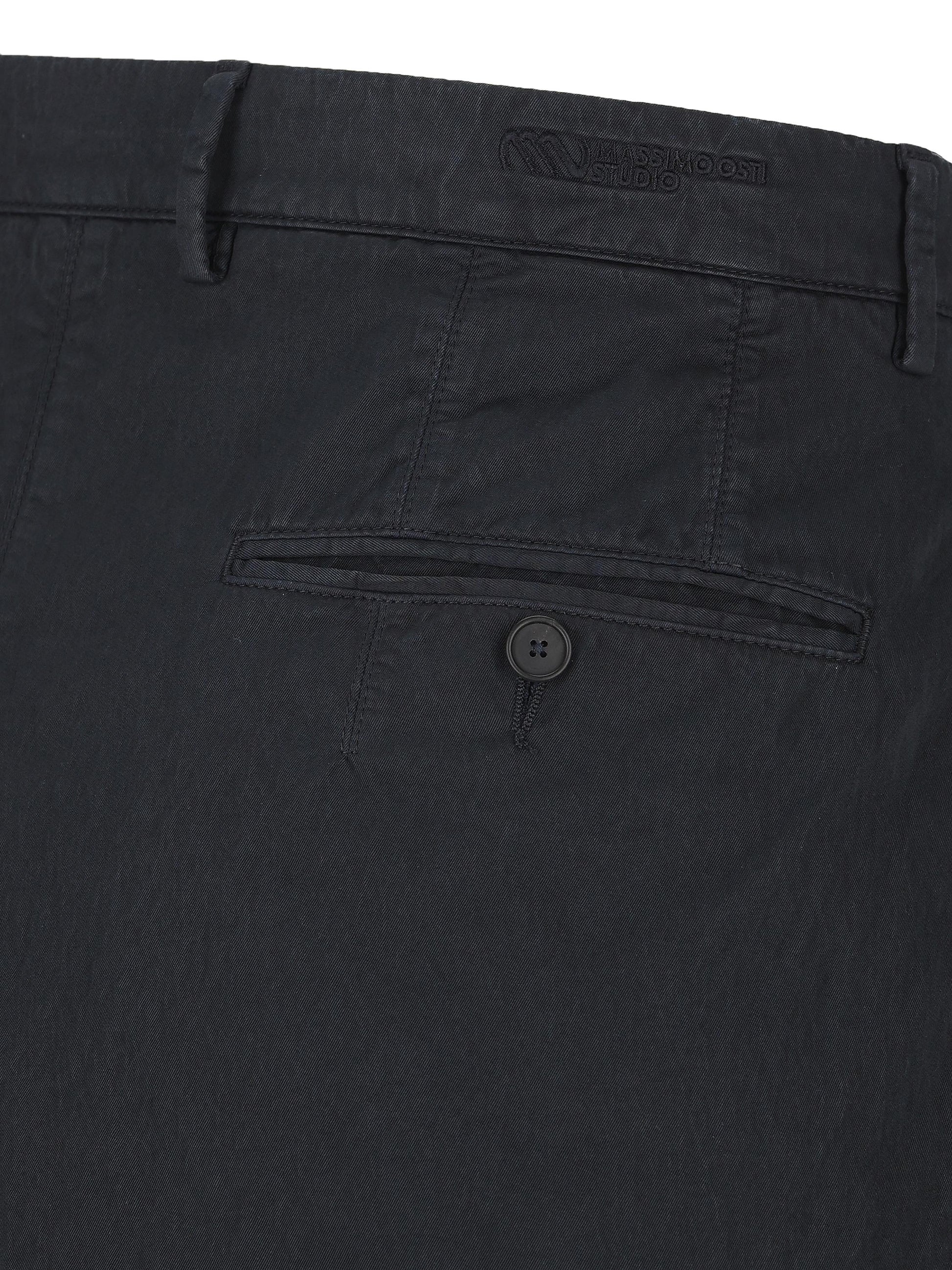 Pantaloni realizzati in poliammide. MPA104A11 0500G888 MASSIMO OSTI STUDIO 