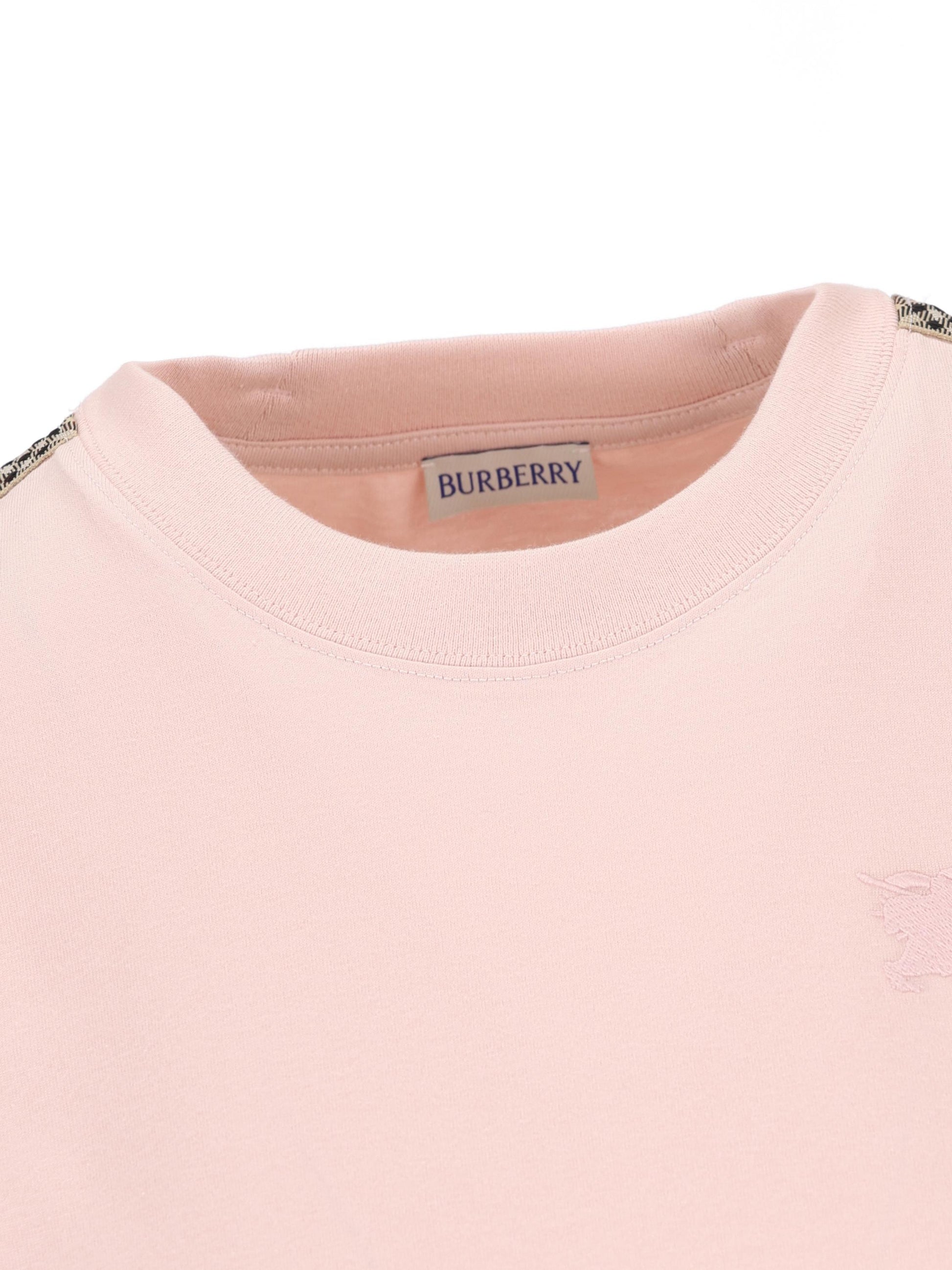 T-Shirt realizzata in cotone. 8110352 C2989 BURBERRY 