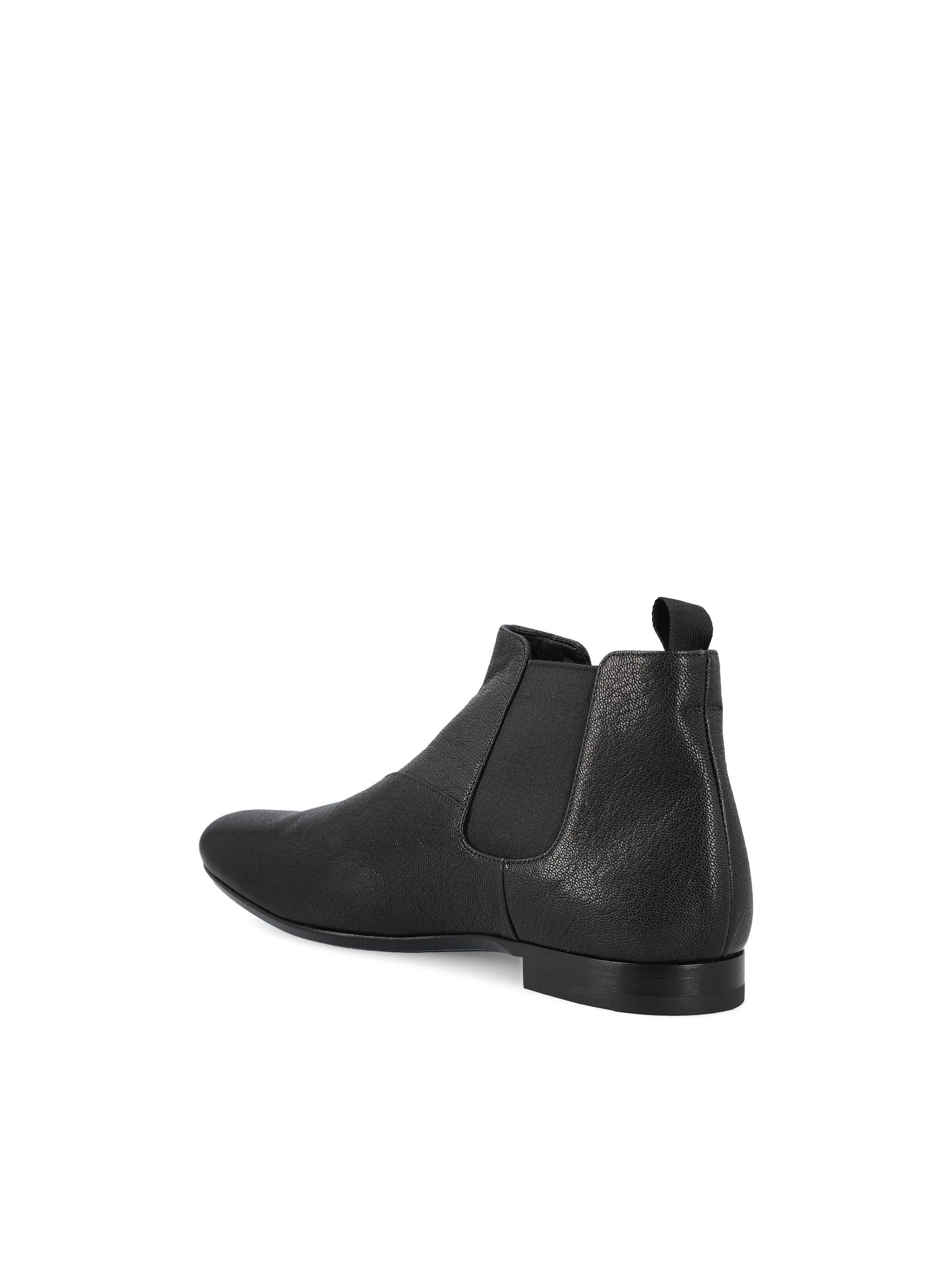 Stivaletti realizzati in pelle. 2TF036 3ACMF0002 PRADA 