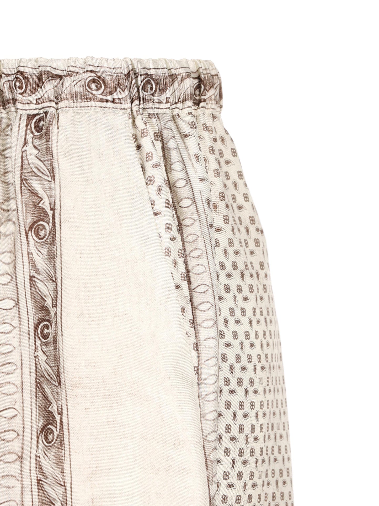 Pantaloni realizzati in seta. 2611131121600 001 MAX MARA 